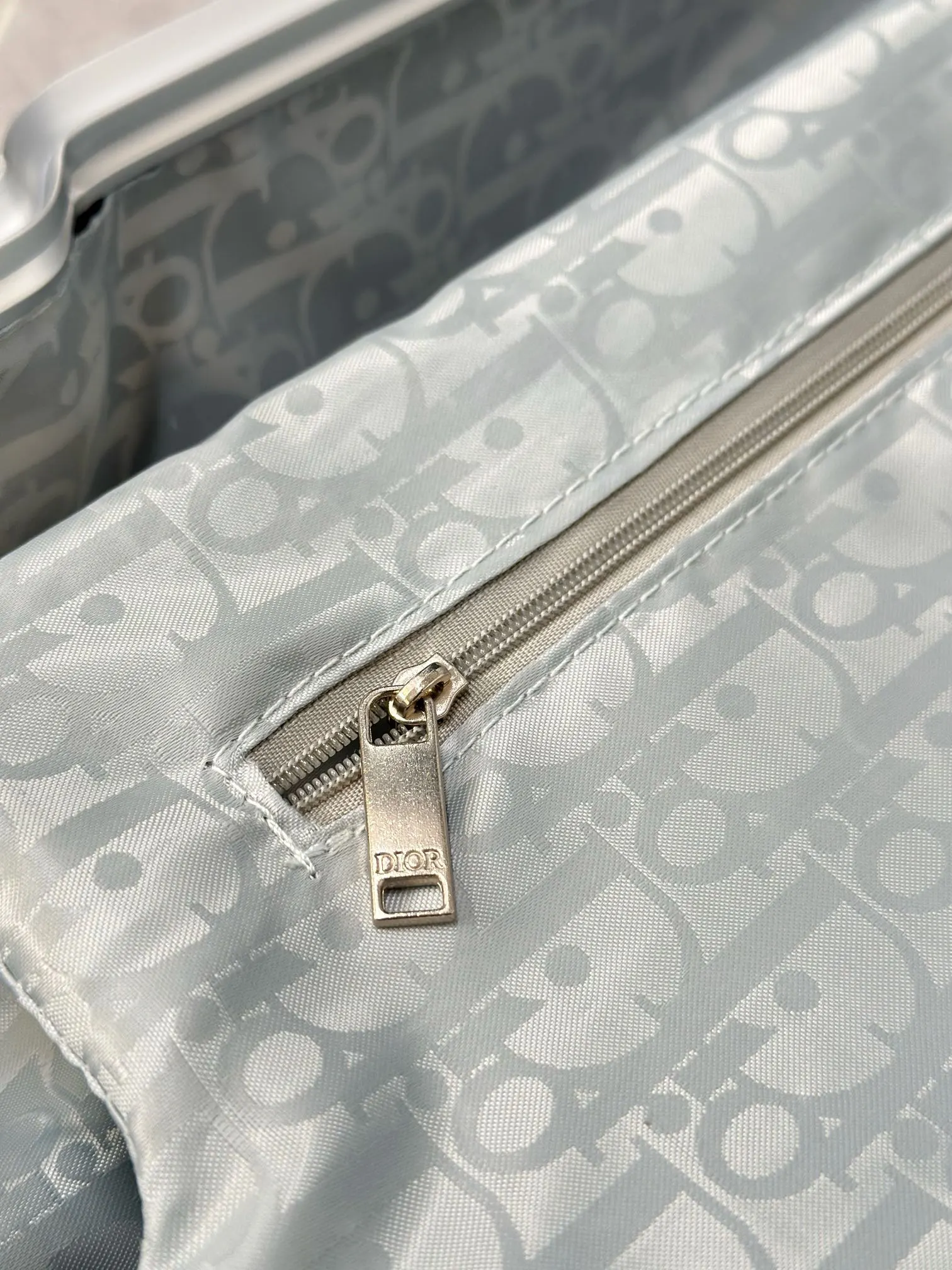 Suitcase Travel Lightweight Image 2 Suitcase Travel Lightweight Image 2