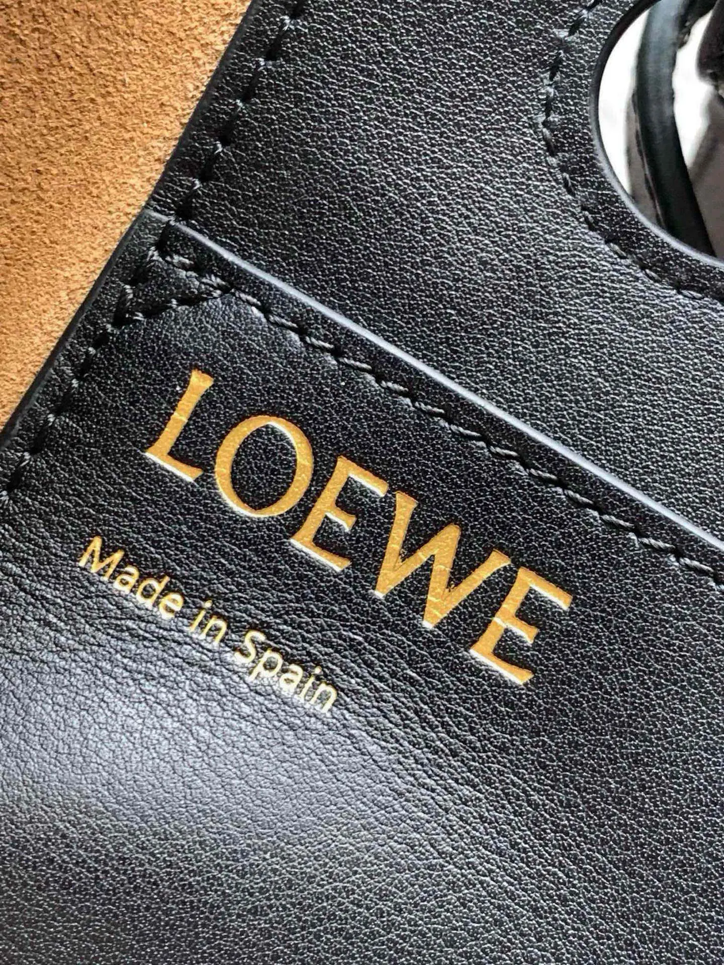 黑色 牛皮 中号牛皮革 Anagram Tote 手袋亚麻布拼接 托特包 大容量托特款