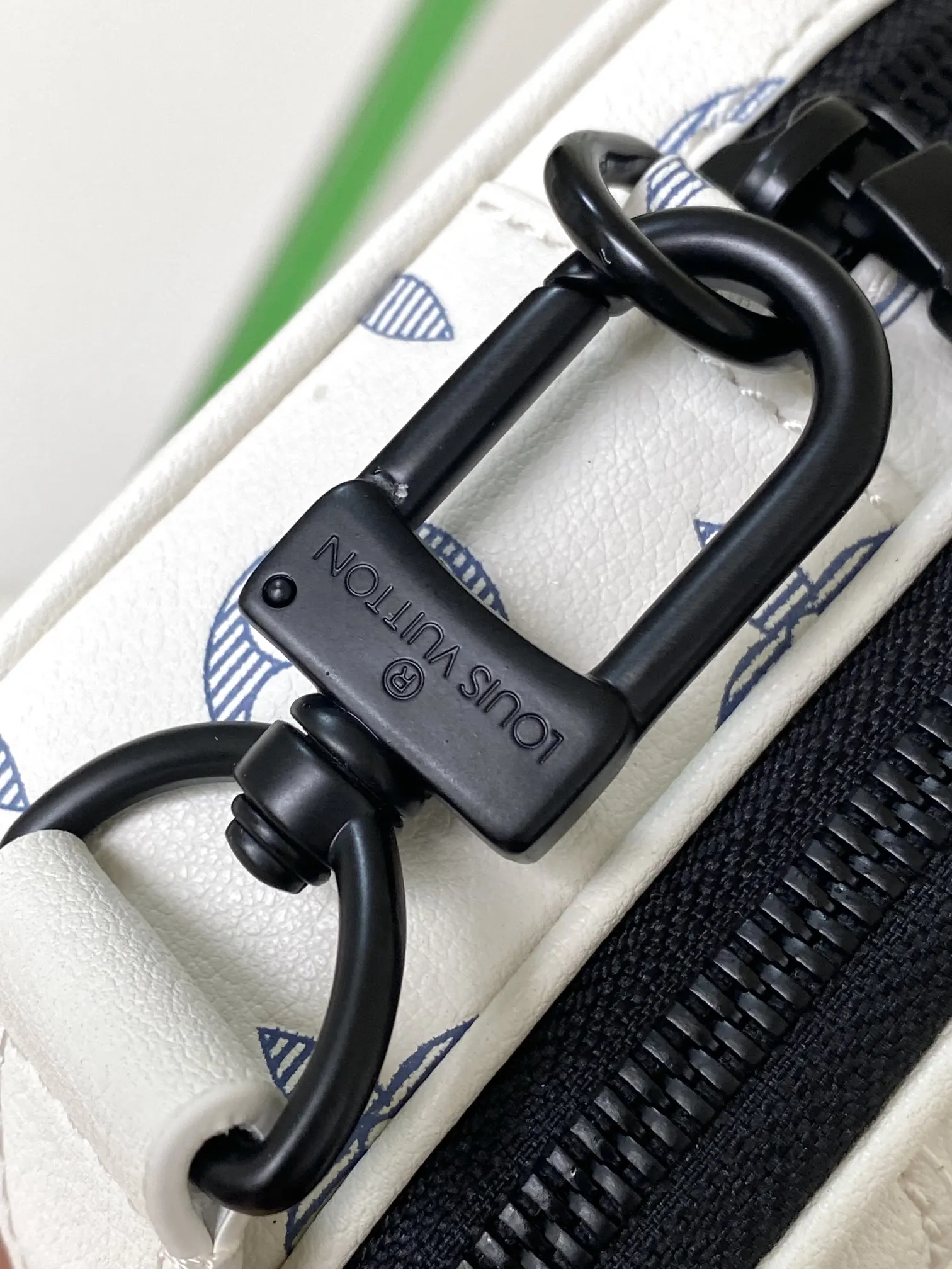 Louis Vuitton M83383 Monogram 手提包