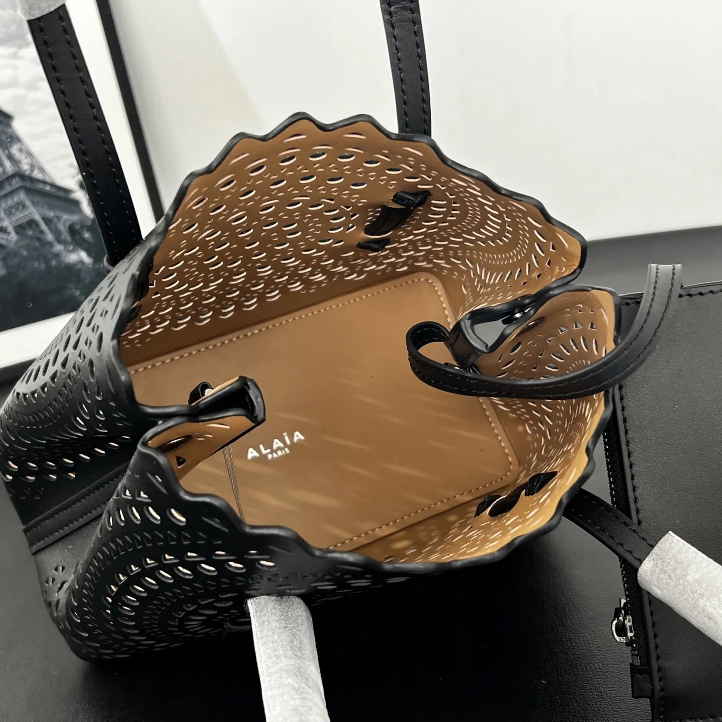黑色 牛皮 ALAÏA 中号 黑色 ALAIA tote 托特包 大容量托特款