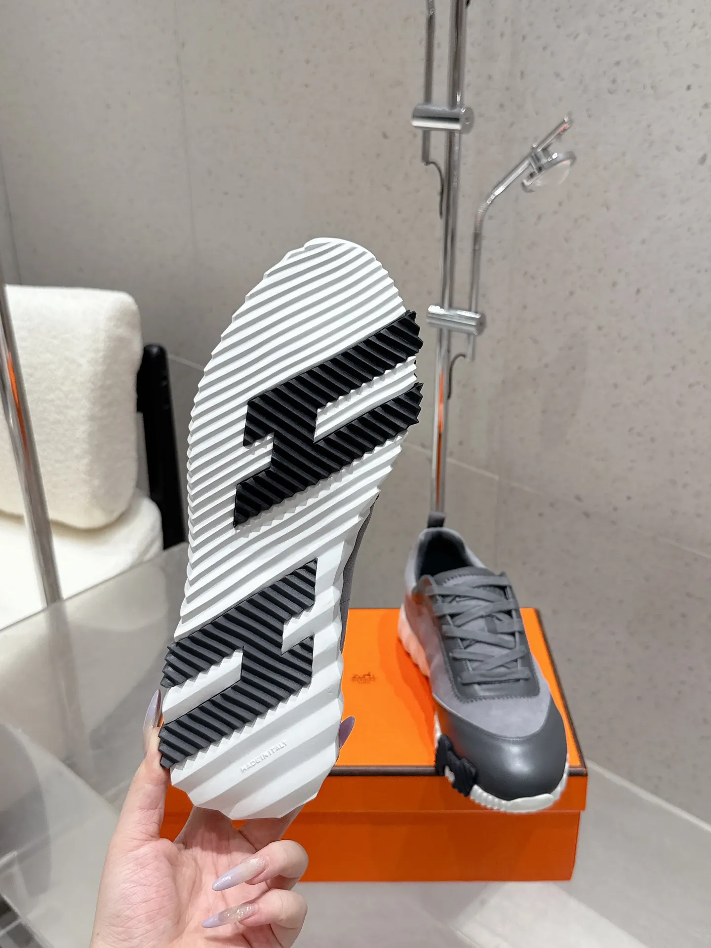 Hermès Sneakers