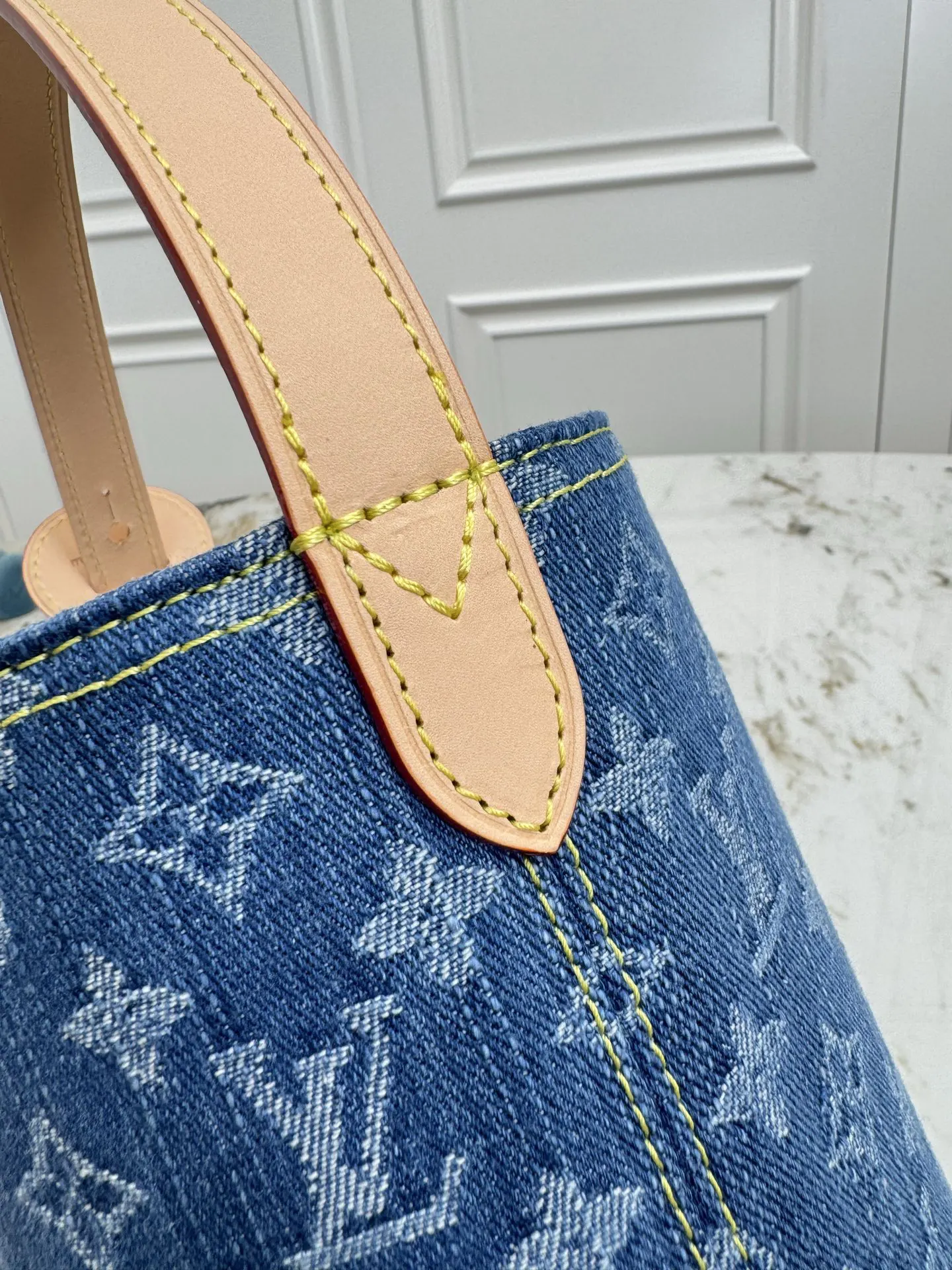 Louis Vuitton M27626 红色 皮革 手提包