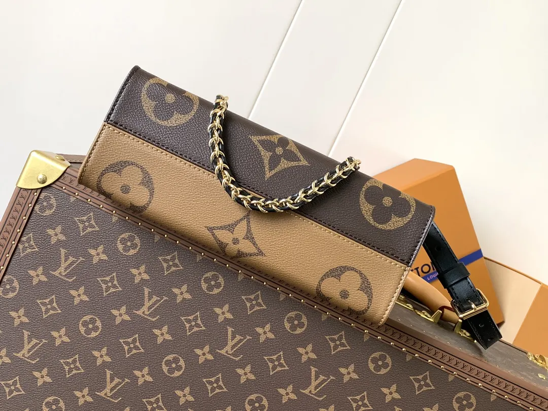 帆布 OnTheGo East 鏈條包 精致鏈條款