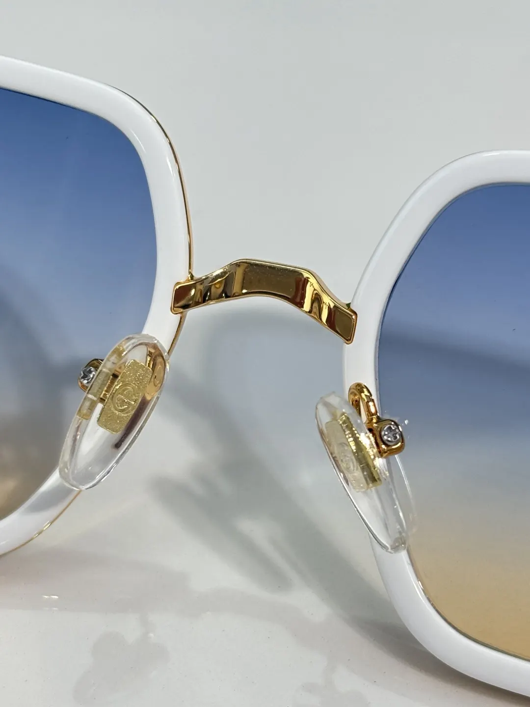 Gucci 金色 太阳镜
