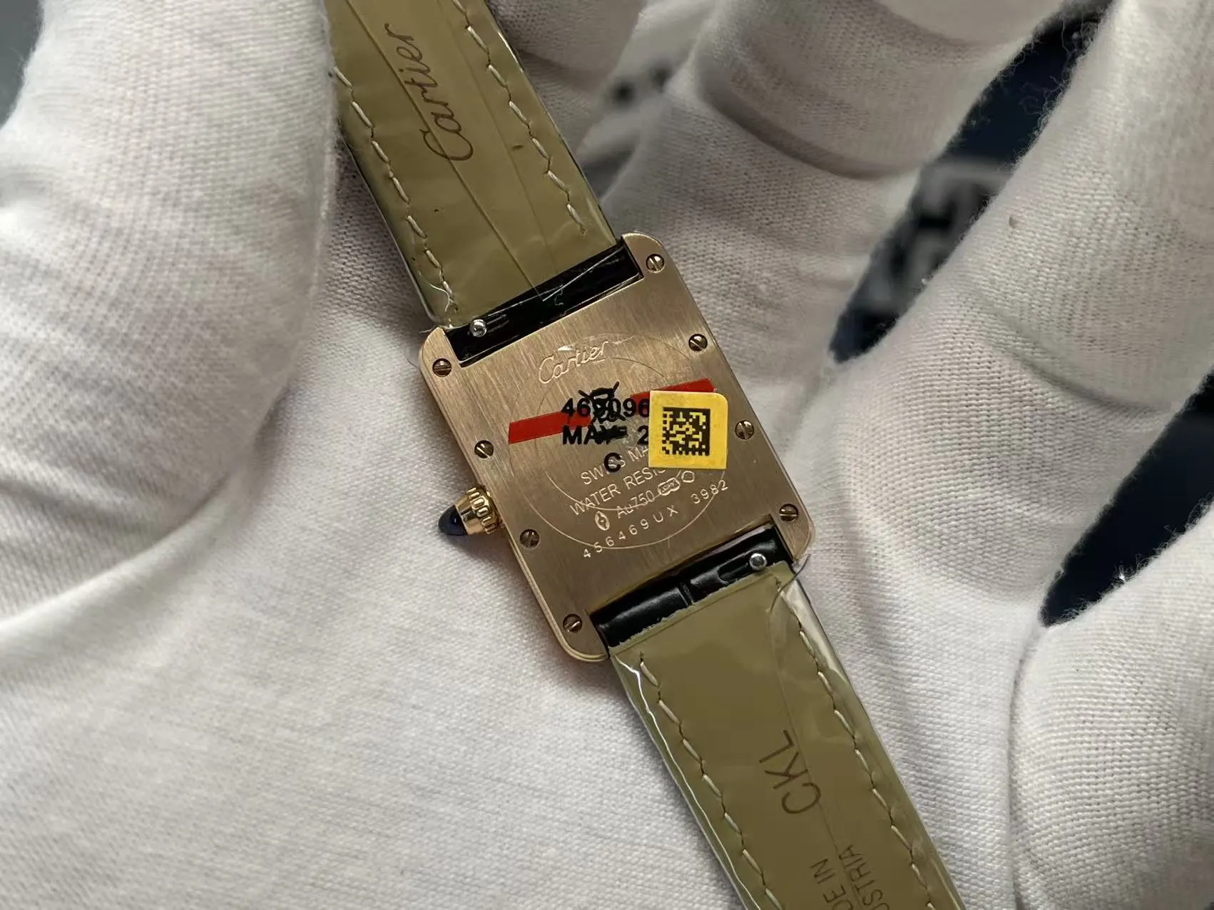 Cartier 鳄鱼皮 手表 经典腕表款