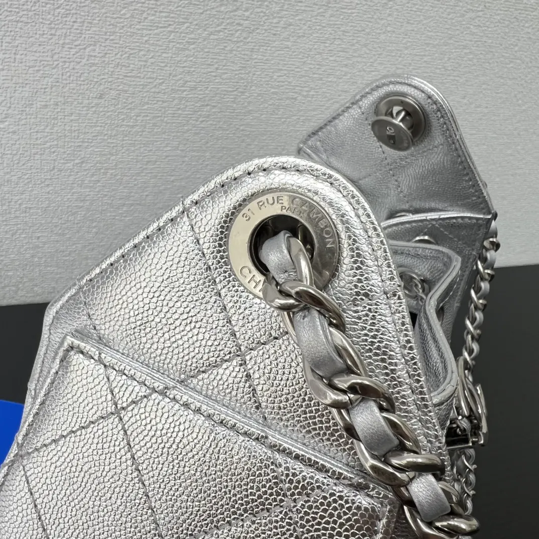Chanel 22 小号 灰色 皮革 链条包