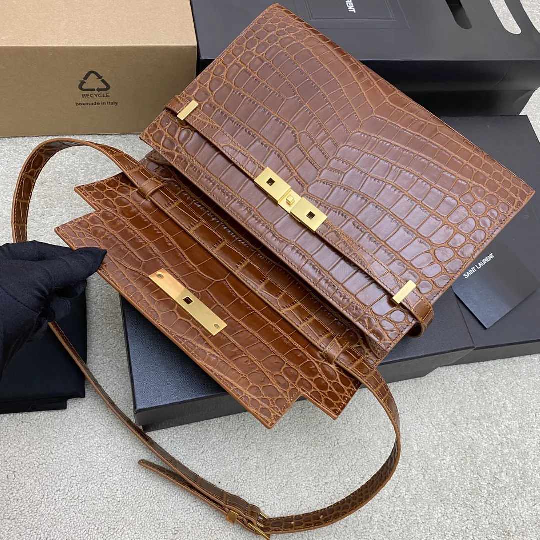 棕色 牛皮 商务 休闲两者结合 总结起来就是百搭 腋下包 复古腋下背款