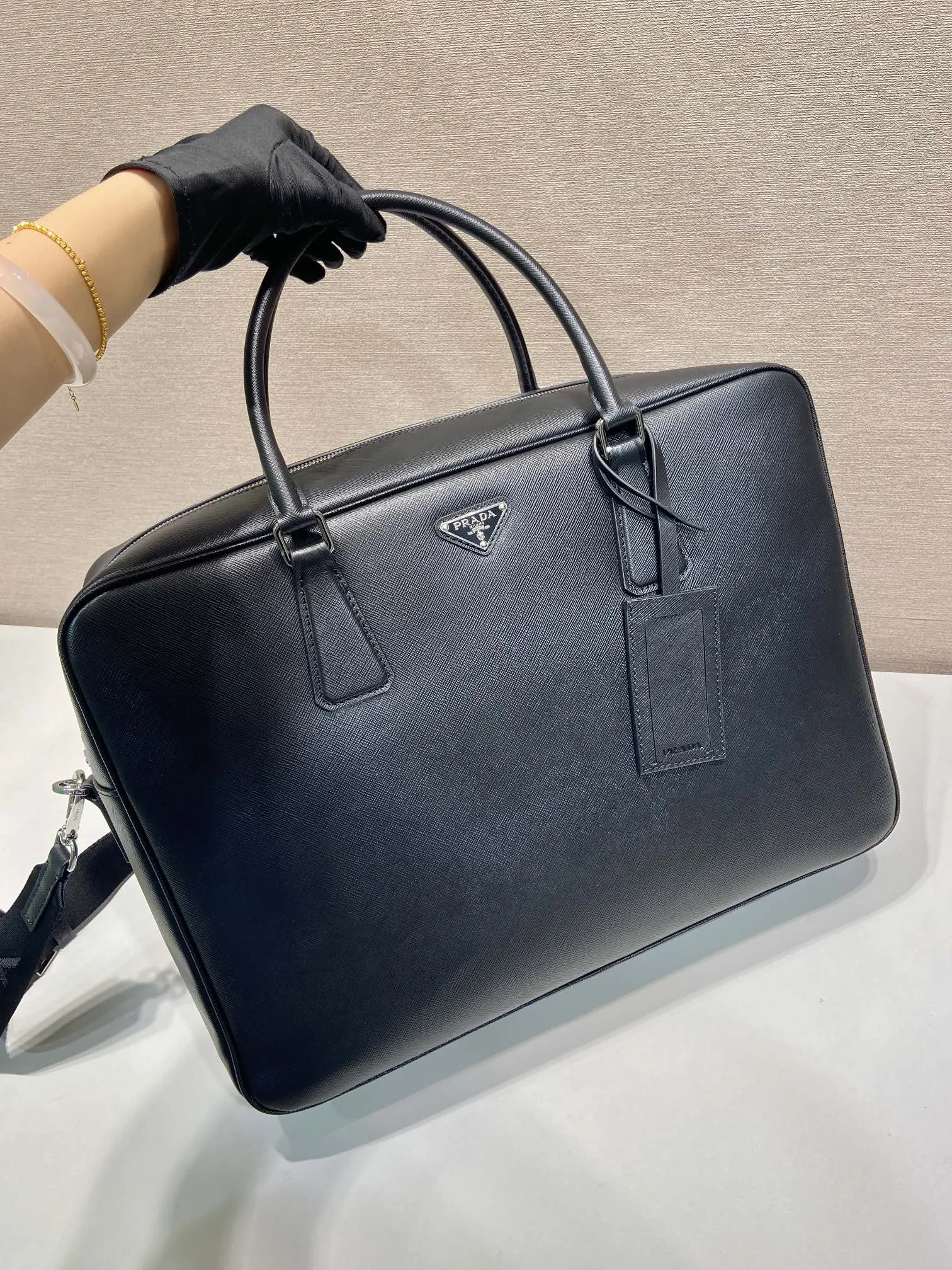 Prada Saffiano 十字纹牛皮 公文包 商务通勤