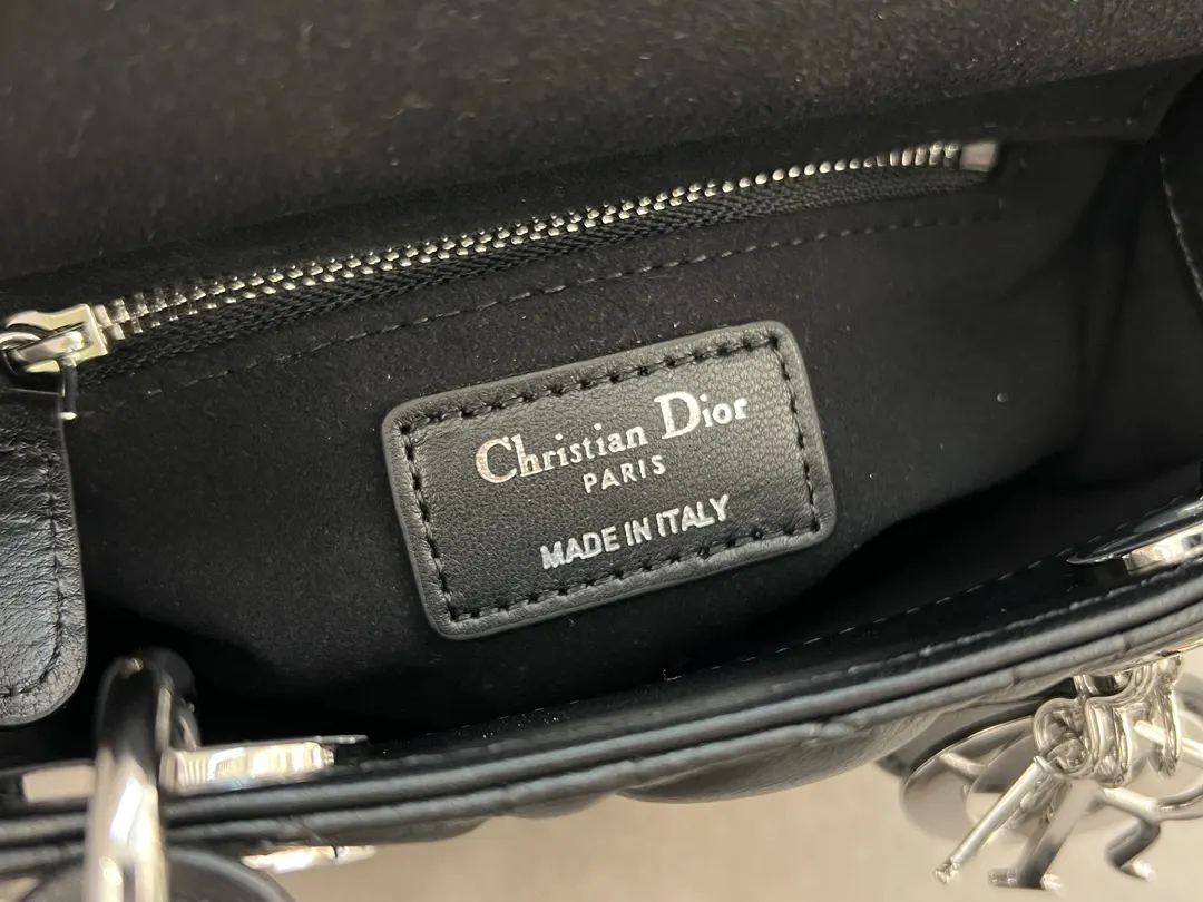 Dior Lady Dior Lady Black Sheepskin Handbag Handheld Crossbody Image 2 Dior Lady Dior Lady Black Sheepskin Handbag Handheld Crossbody Image 2