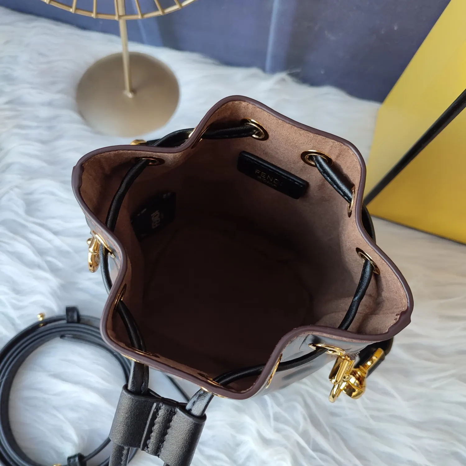 Fendi 啡色 芬迪F 咖啡色 Mon Tres 水桶包 休闲水桶款