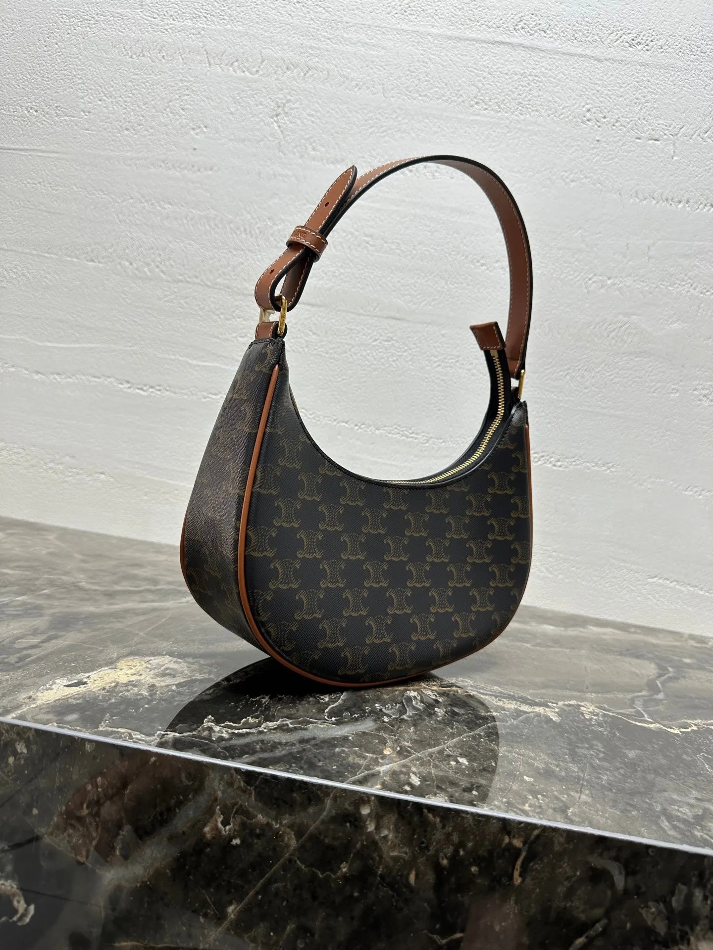 Monogram Hobo Shoulder Bag Vintage Leather