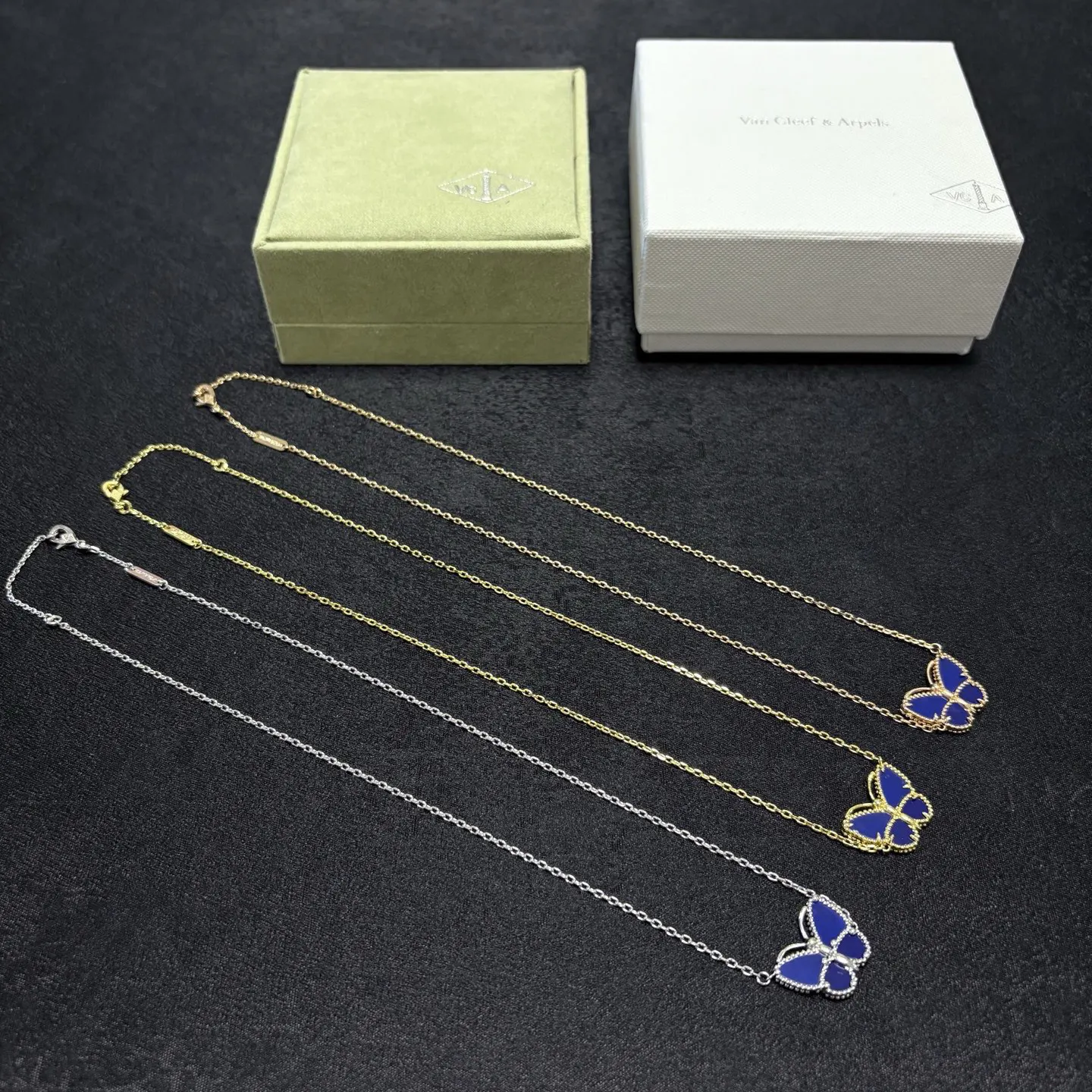 Van Cleef 玫瑰金 白色 金色 銀色 項鍊 精致锁骨链款(數字9) Van Cleef 玫瑰金 白色 金色 銀色 項鍊 精致锁骨链款(數字9)