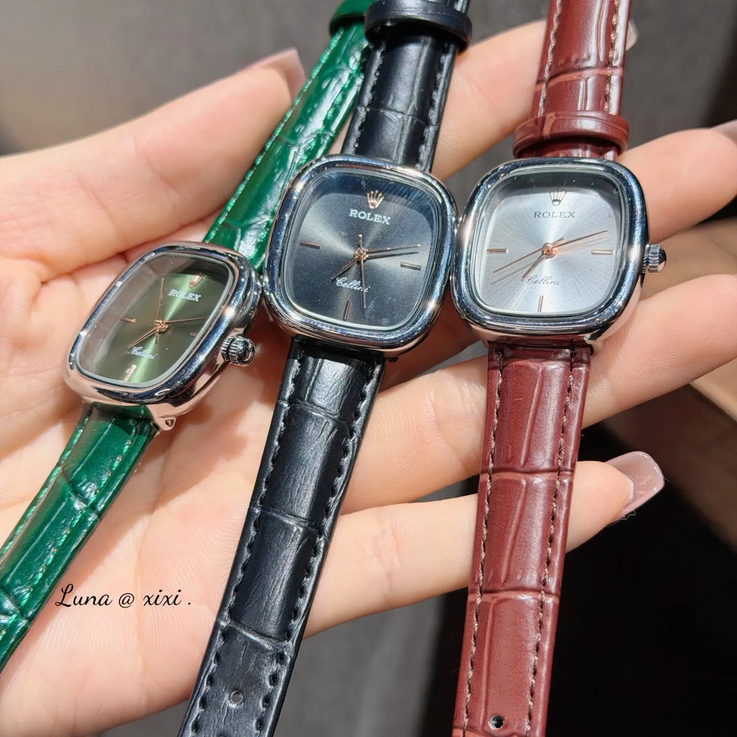 Rolex 小牛皮 小牛皮钢带搭 蝴蝶扣 不显浮华的风格广受女神喜爱 逐 手表 经典腕表款
