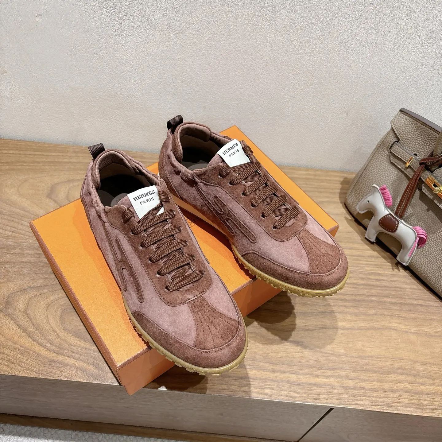 Hermès 运动鞋