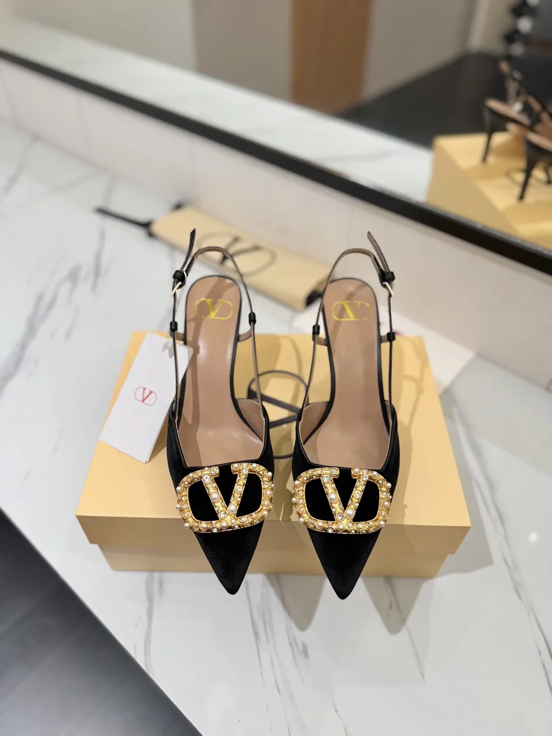 Valentino 金色 拖鞋 轻便舒适款 款07