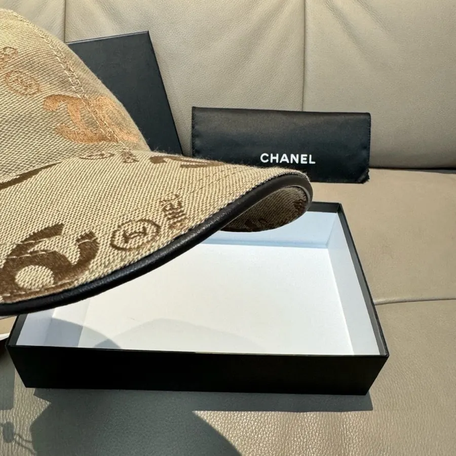 Chanel Logo帽子(數字5) Chanel Logo帽子(數字5)