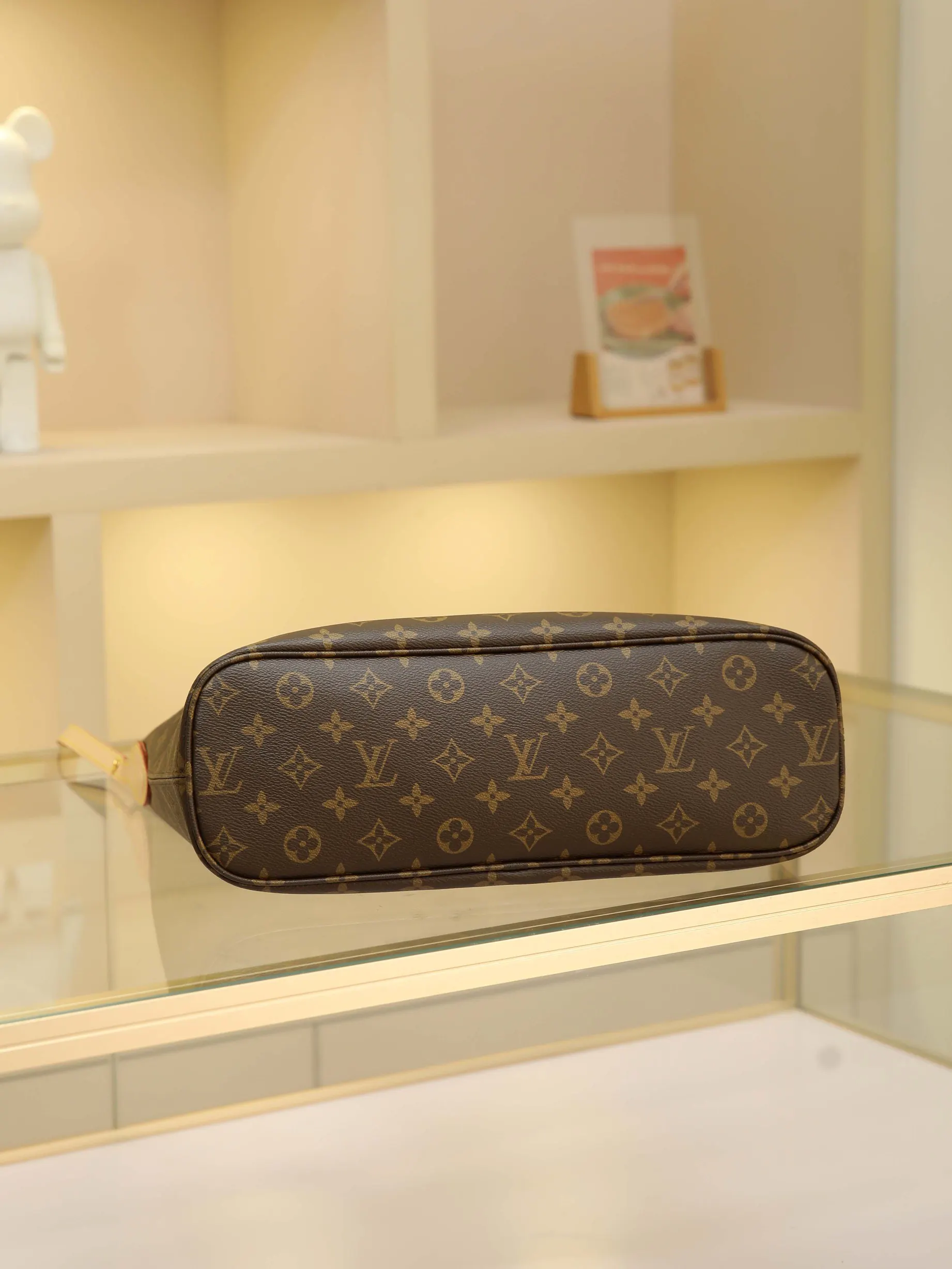 Louis Vuitton Monogram Top Handle Bag Commuter Leather Image 3 Louis Vuitton Monogram Top Handle Bag Commuter Leather Image 3