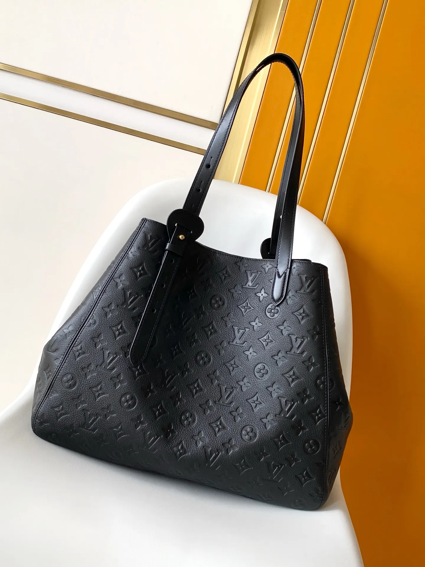 LV Hobo 黑色 紅色 Mo托特包 大容量托特款