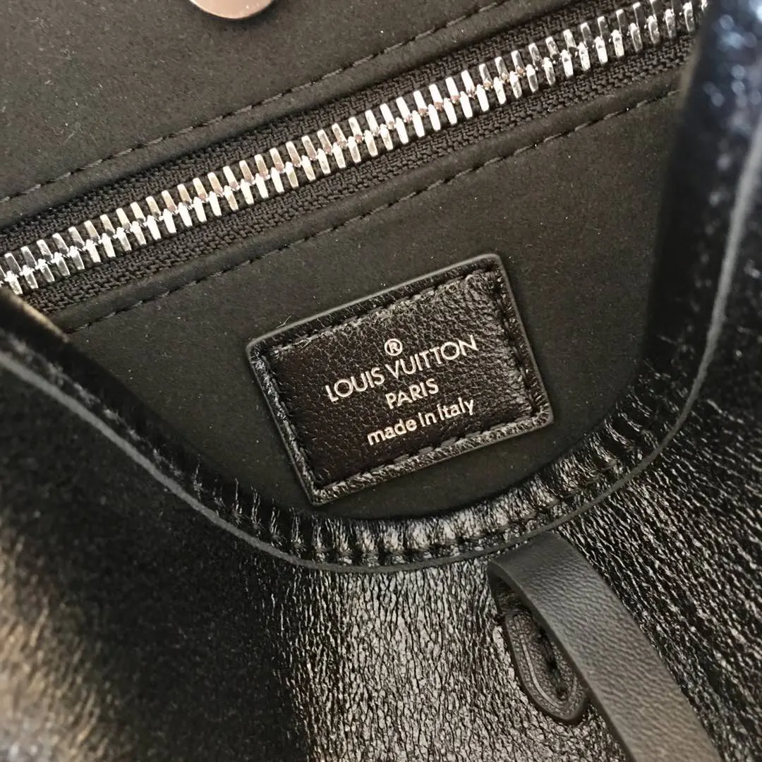 Black Chain Bag