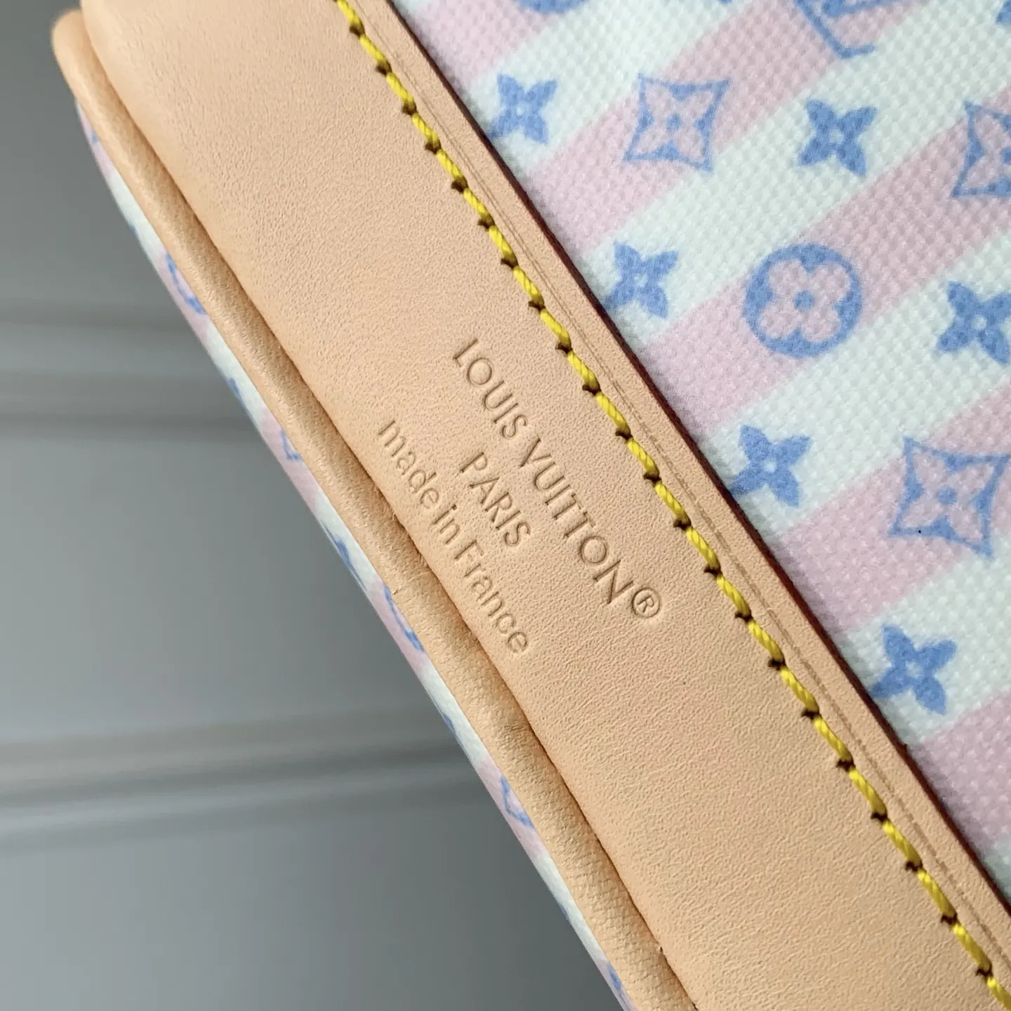 LV 帆布 鏈條包 精致鏈條款(數字9) LV 帆布 鏈條包 精致鏈條款(數字9)