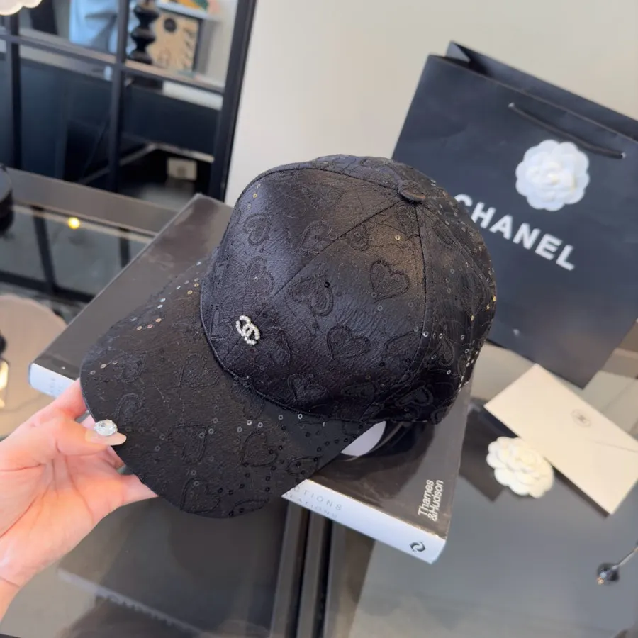 Chanel Logo鸭舌帽 帽子