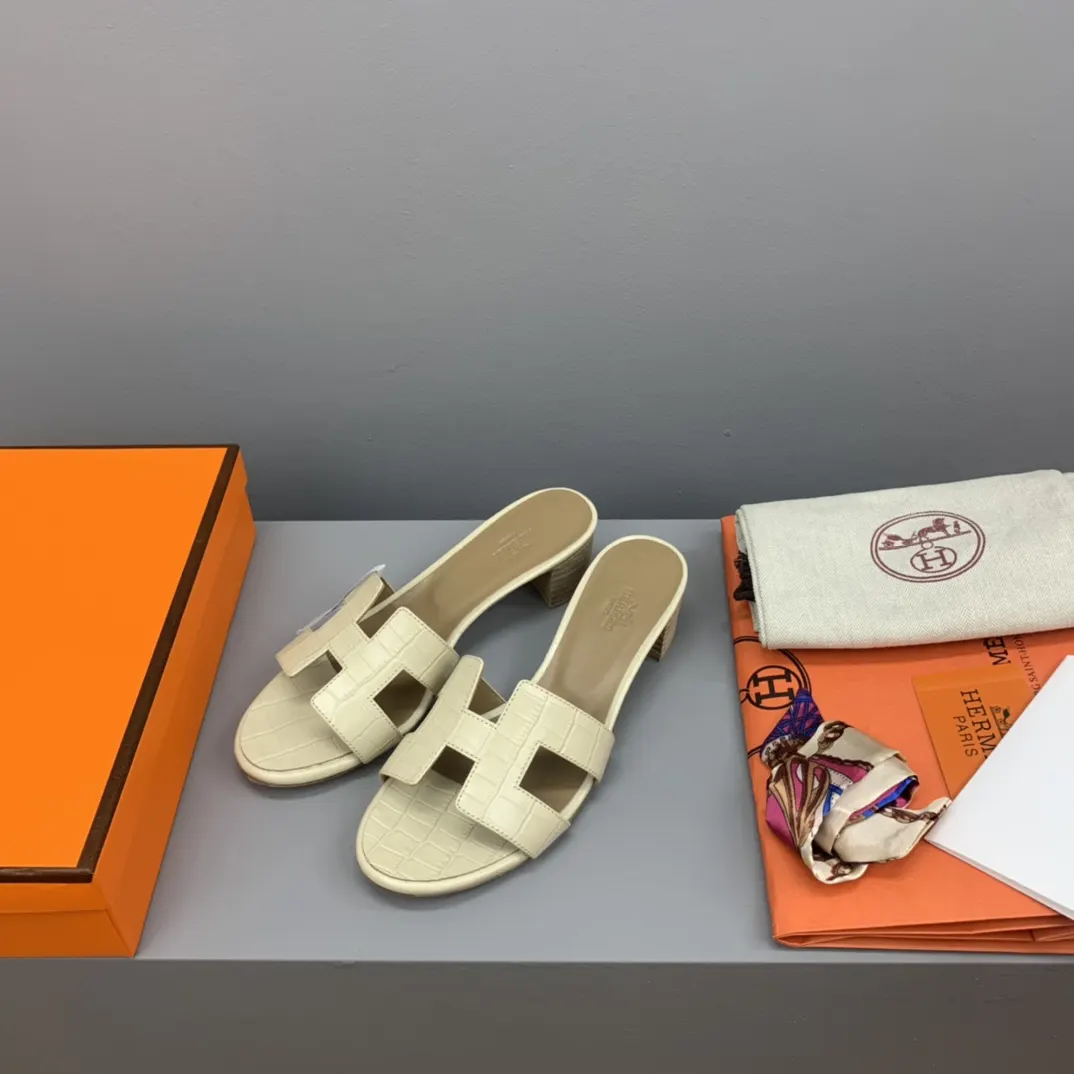 Hermès Oran Slides