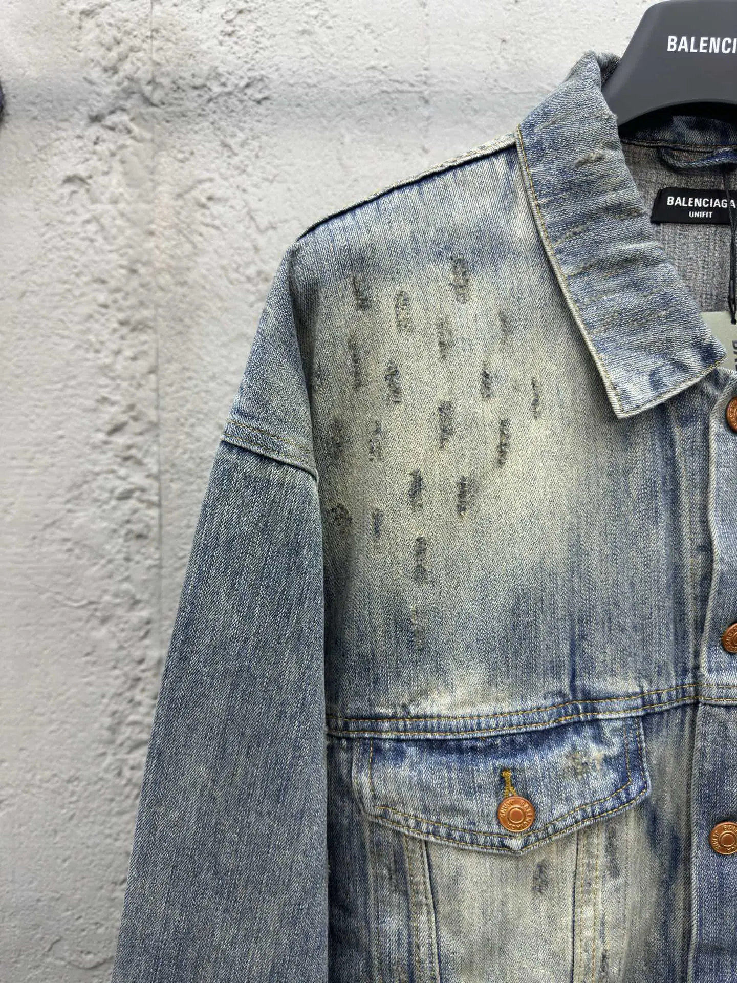Balenciaga 藍色Logo牛仔外套(數字4) Balenciaga 藍色Logo牛仔外套(數字4)