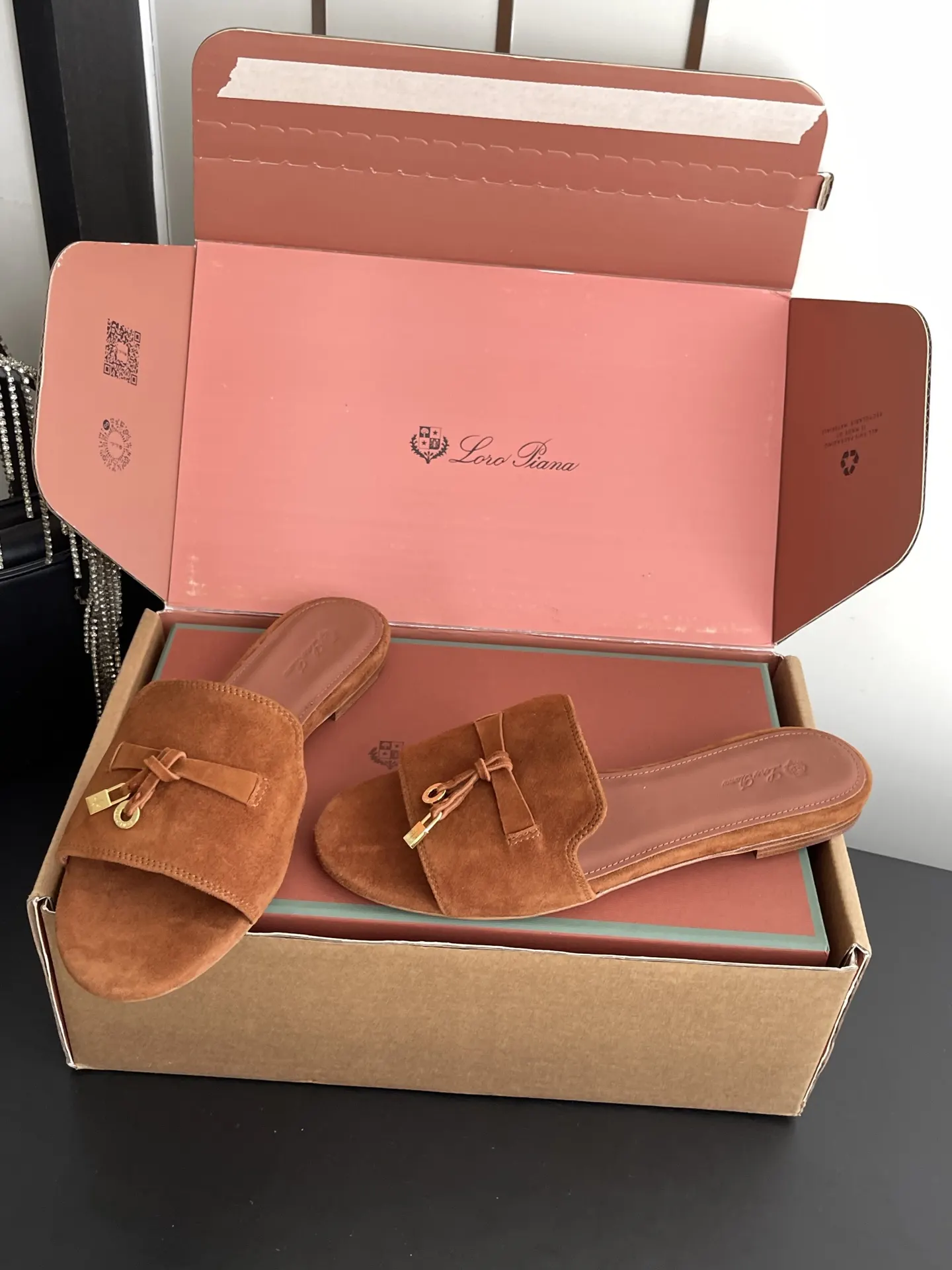 Loro Piana 拖鞋 轻便舒适款