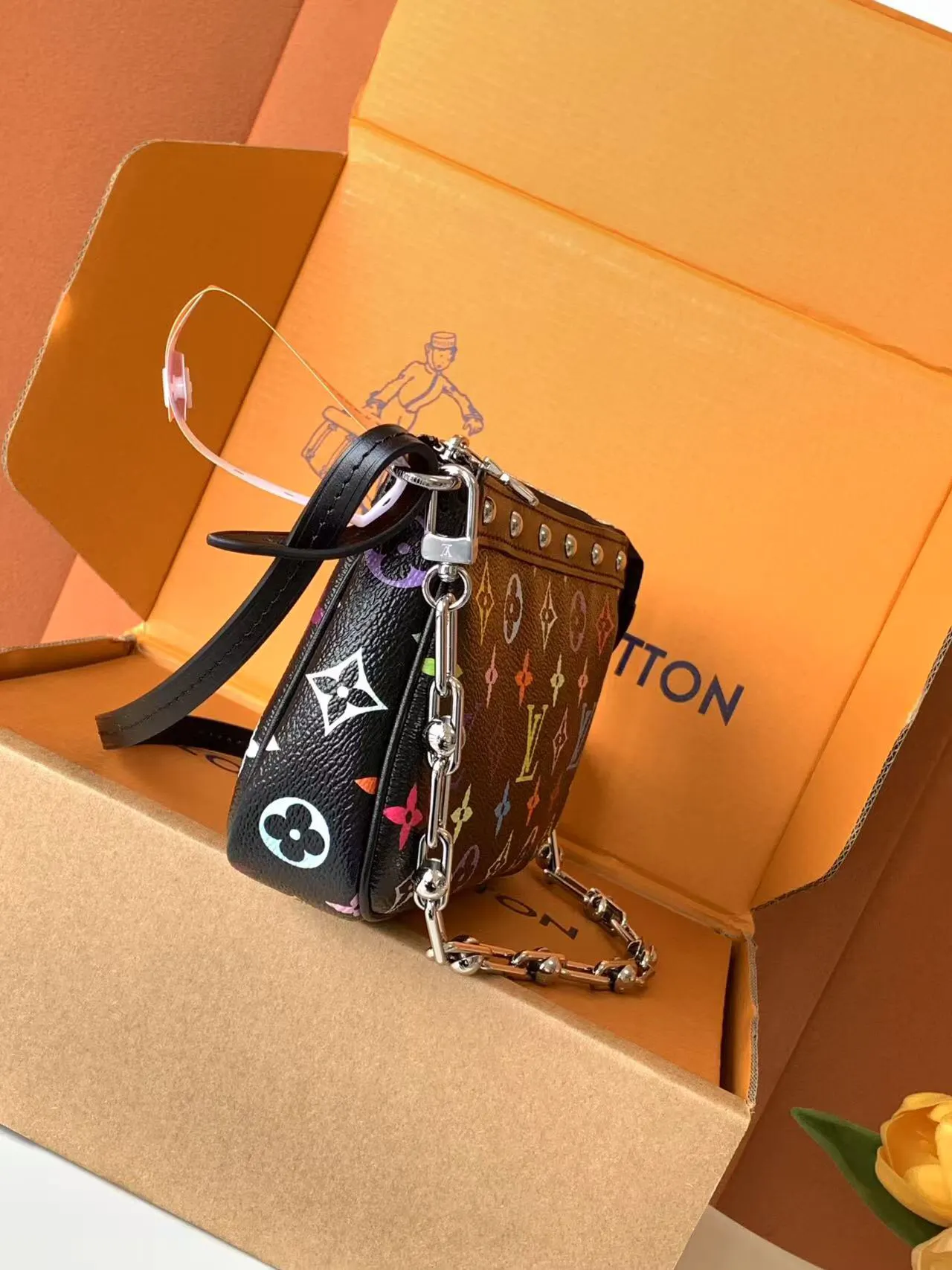 LV 牛皮 全钢 黑彩 本款 链条包 精致链条款