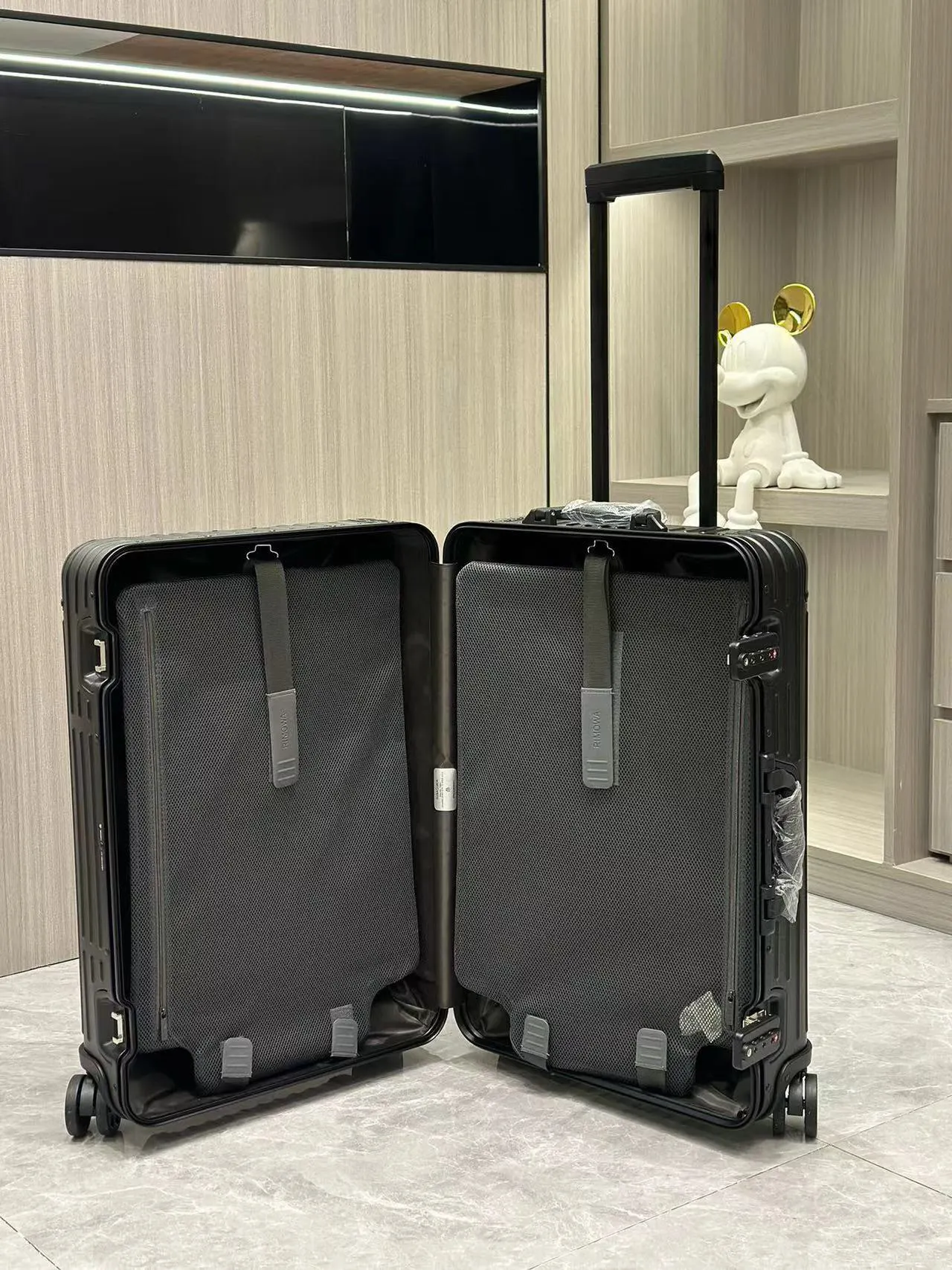 黑色 銀色 精品 Original 系列 高端阳极 行李箱 旅行拉杆款 輕便出行款