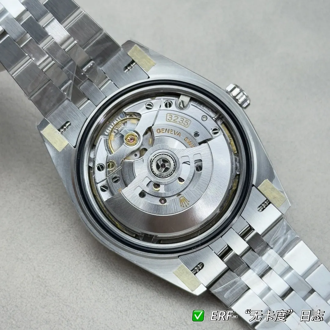 Rolex 藍色 盒 顺丰包邮 劳力士日志 型DA 手錶 經典腕表款(數字9) Rolex 藍色 盒 顺丰包邮 劳力士日志 型DA 手錶 經典腕表款(數字9)