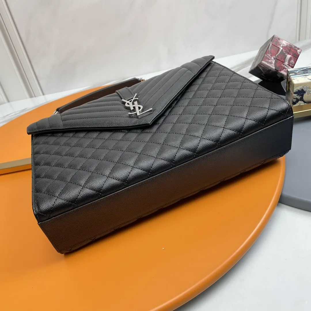 Chain Bag Leather