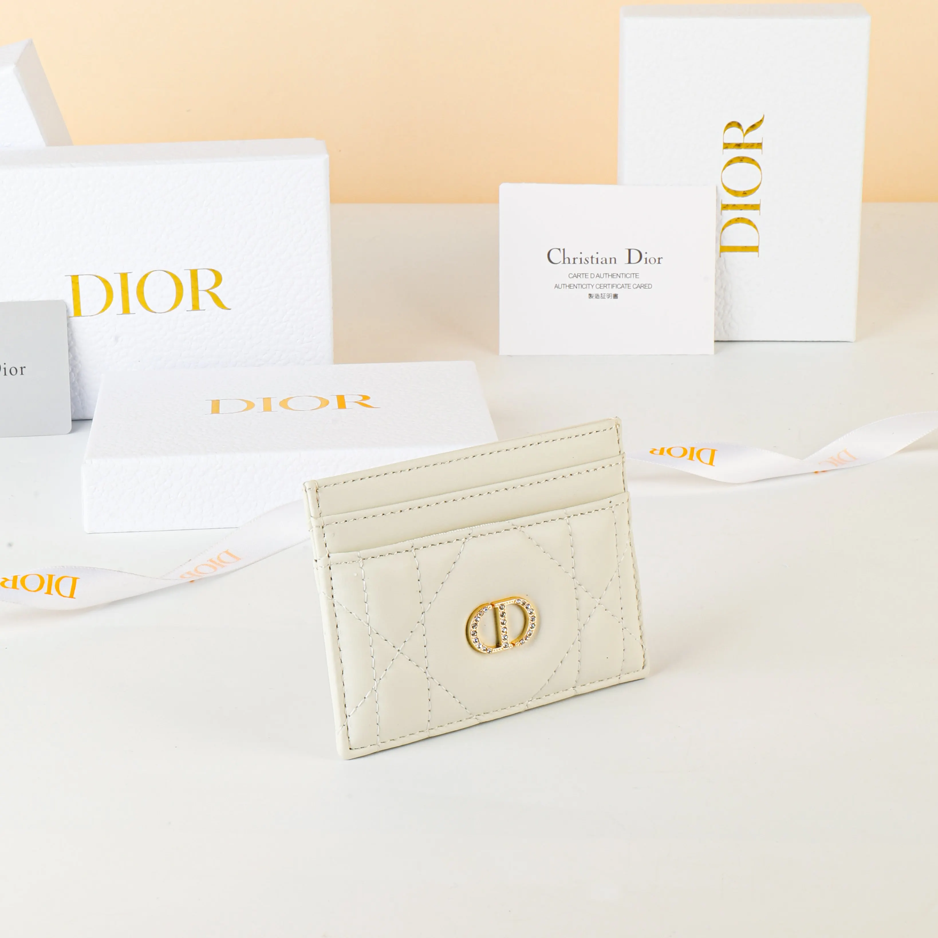 Dior Caro White Sheepskin Clip Exquisite Accessories Card Holder Image 3 Dior Caro White Sheepskin Clip Exquisite Accessories Card Holder Image 3