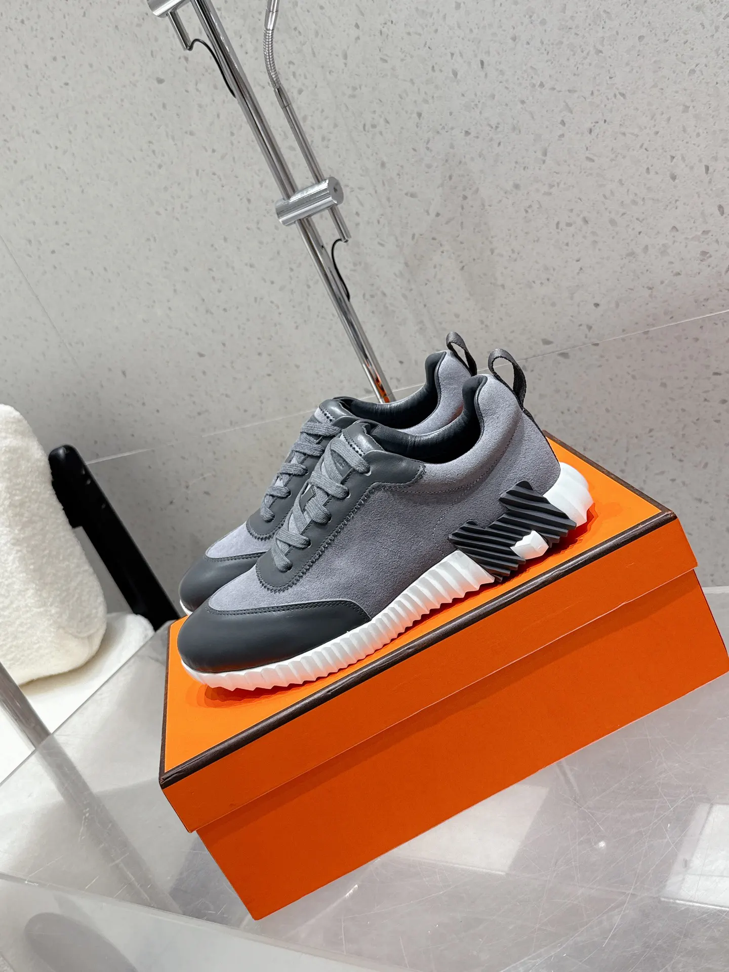 Hermès Sneakers