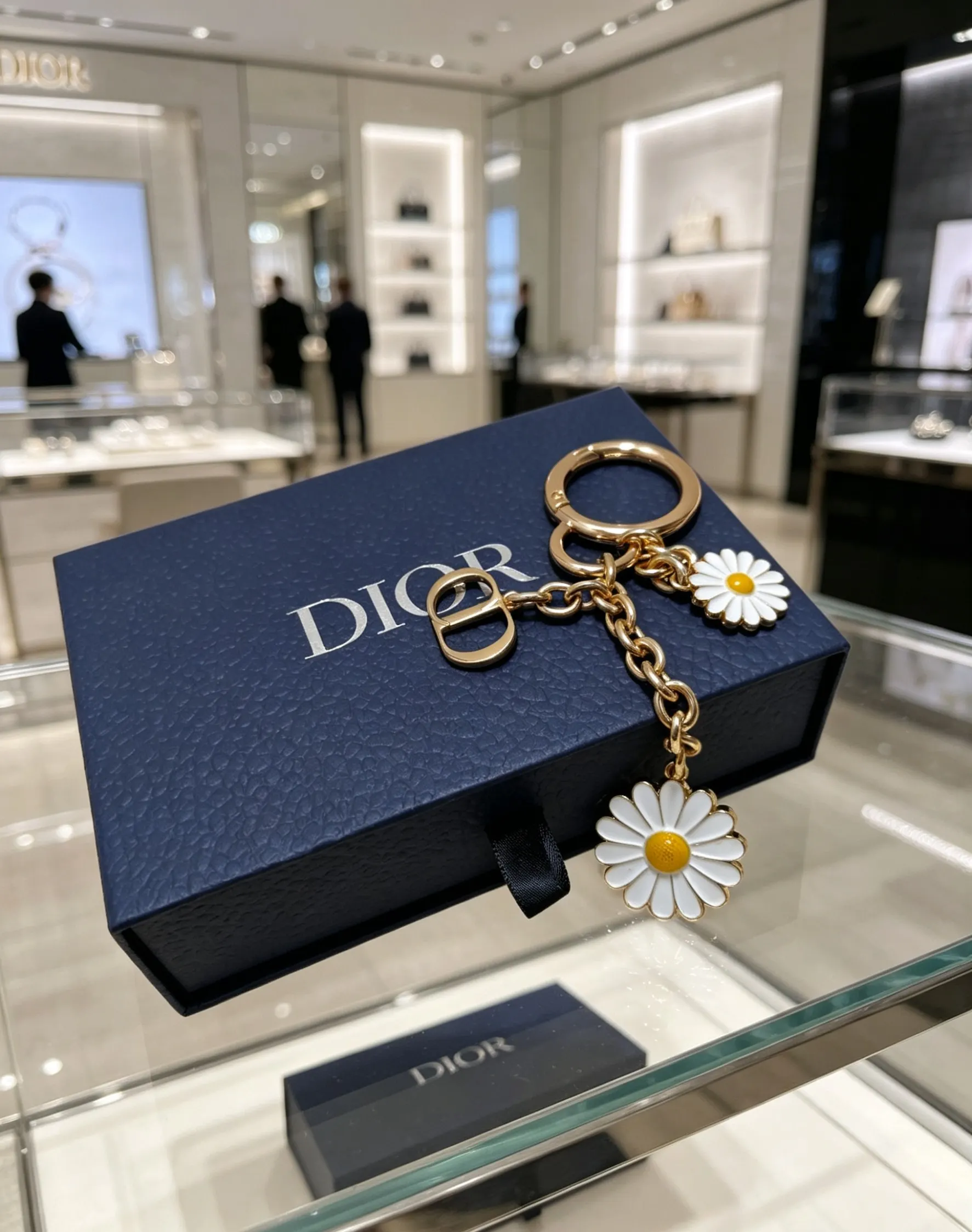 Dior 金色 吊坠