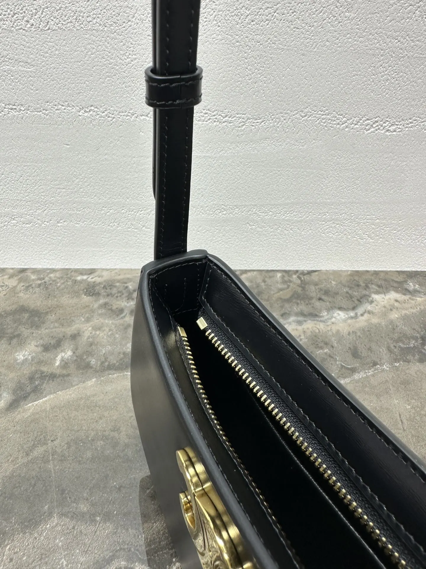 Hobo Shoulder Bag Vintage