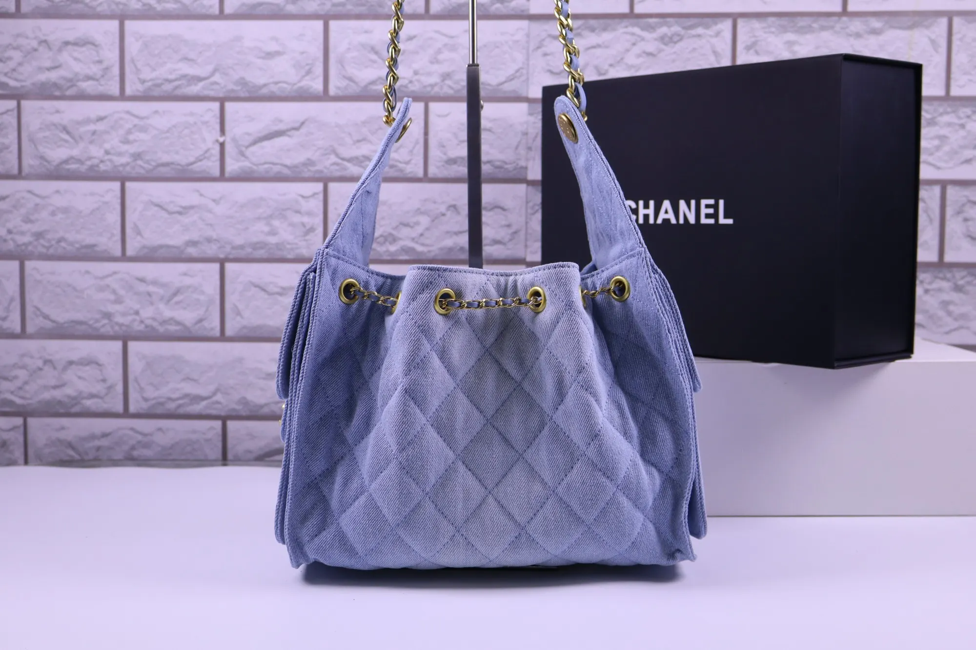 Chanel 蓝色 牛仔 腋下包
