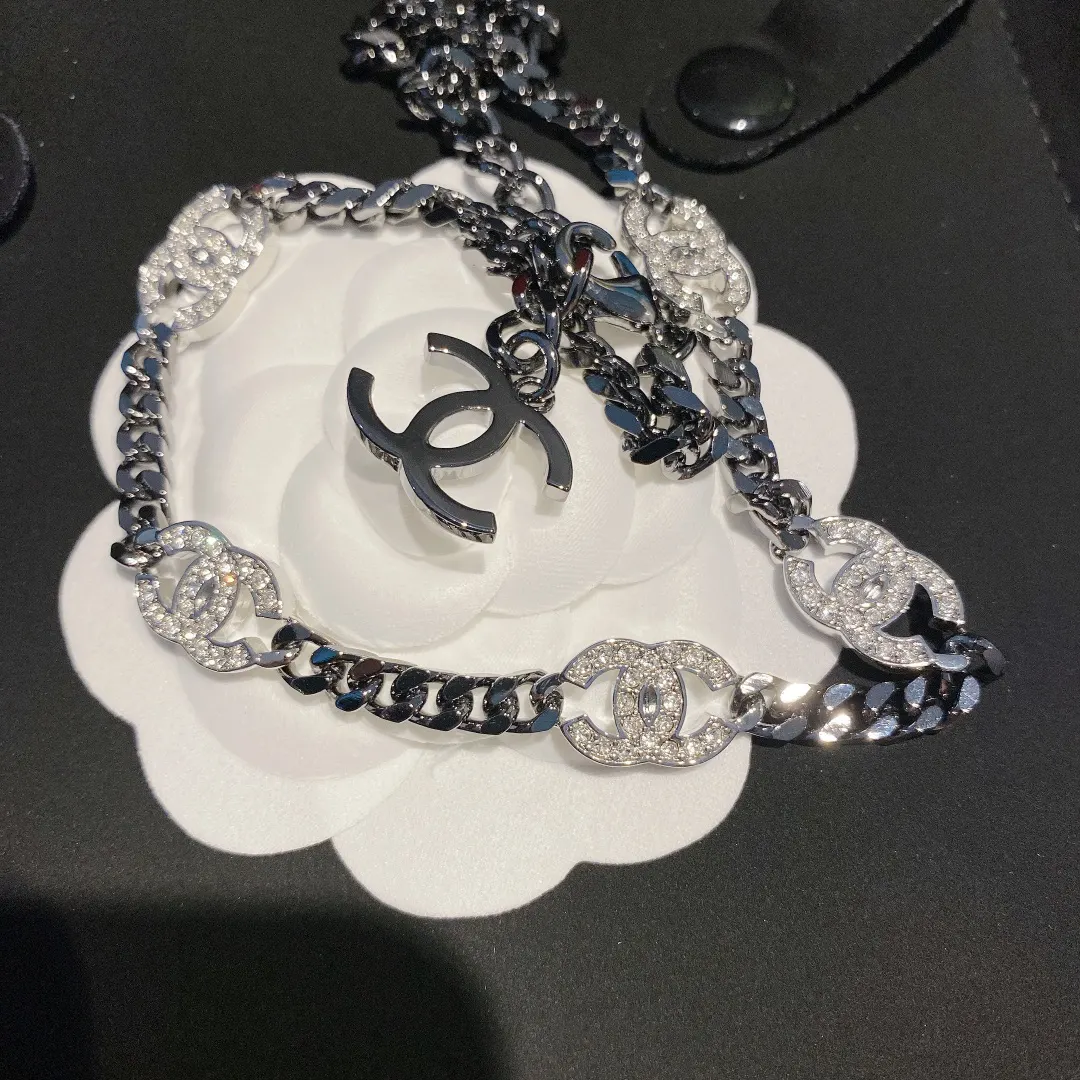 Chanel 黑色/银色 项链