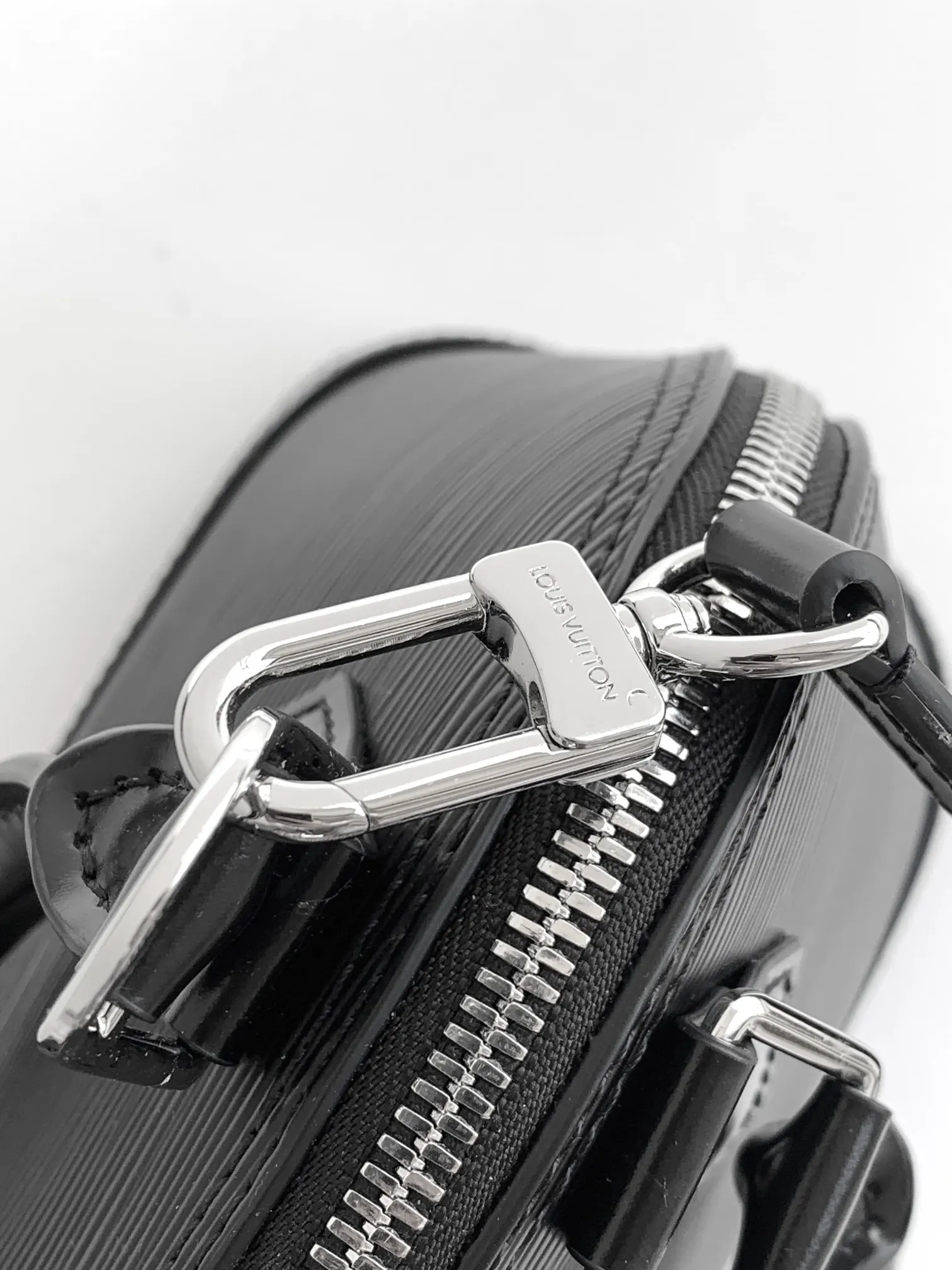 LV 黑银配色 手提包 通勤款｜ORBUYBAG 嵐奢包高端時尚精品