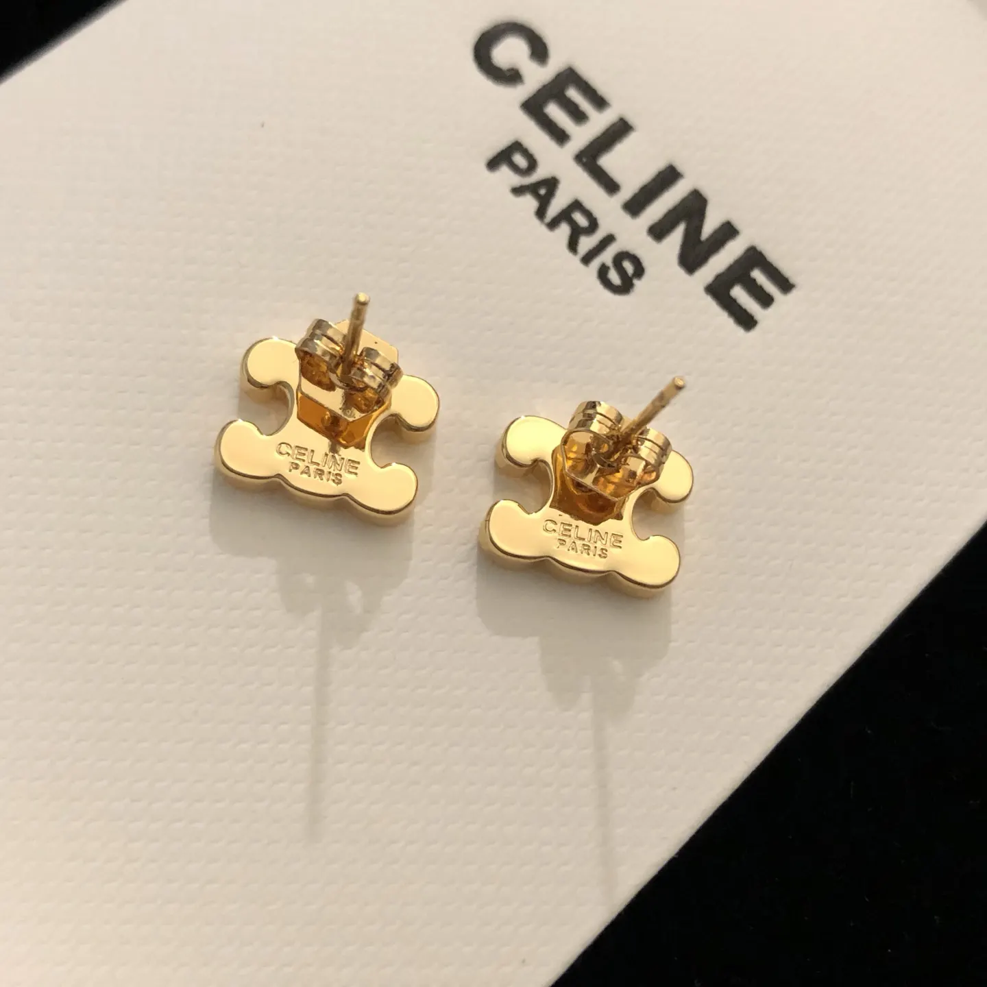 Celine Logo 满钻 耳钉 小巧点缀款