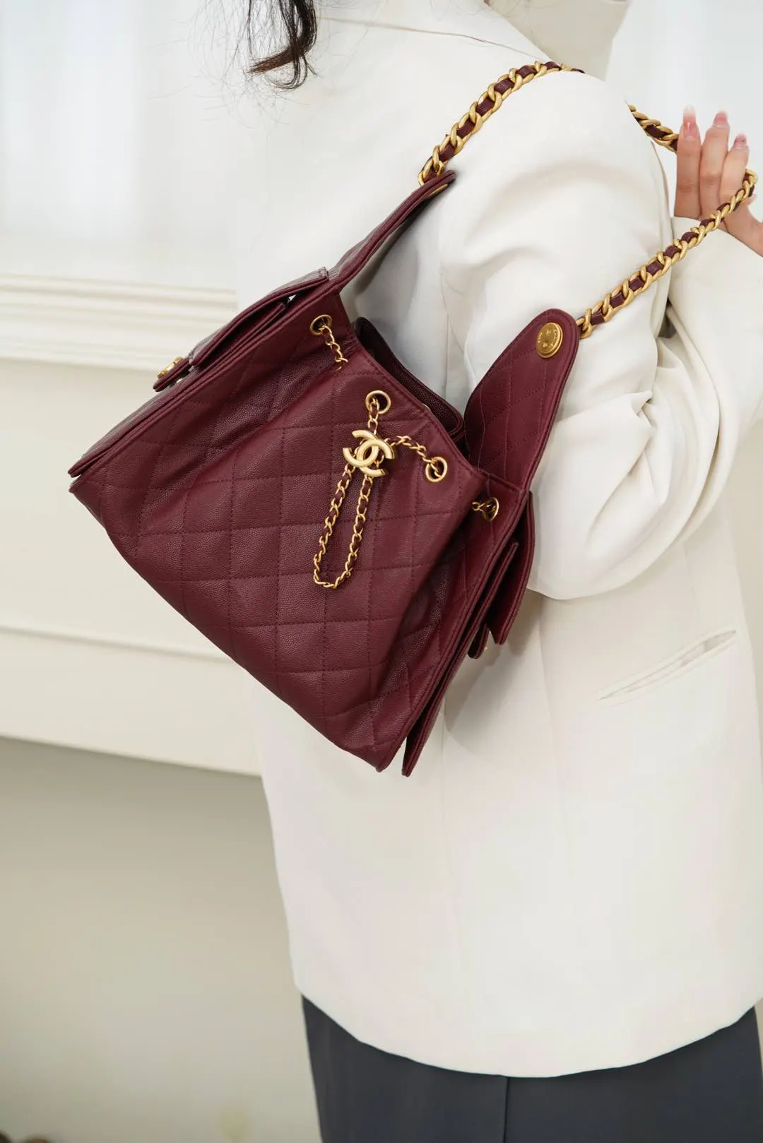 Hobo Shoulder Bag Vintage