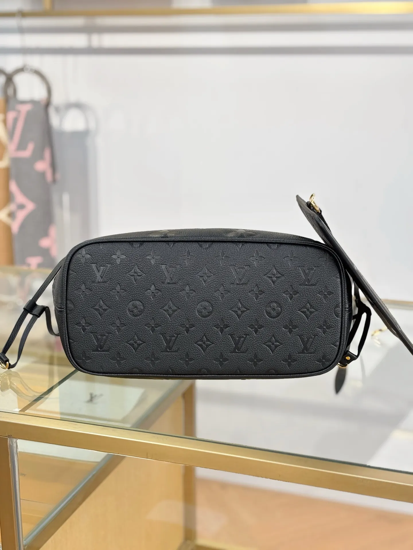 Neverfull 黑色 腋下包 复古腋下背款