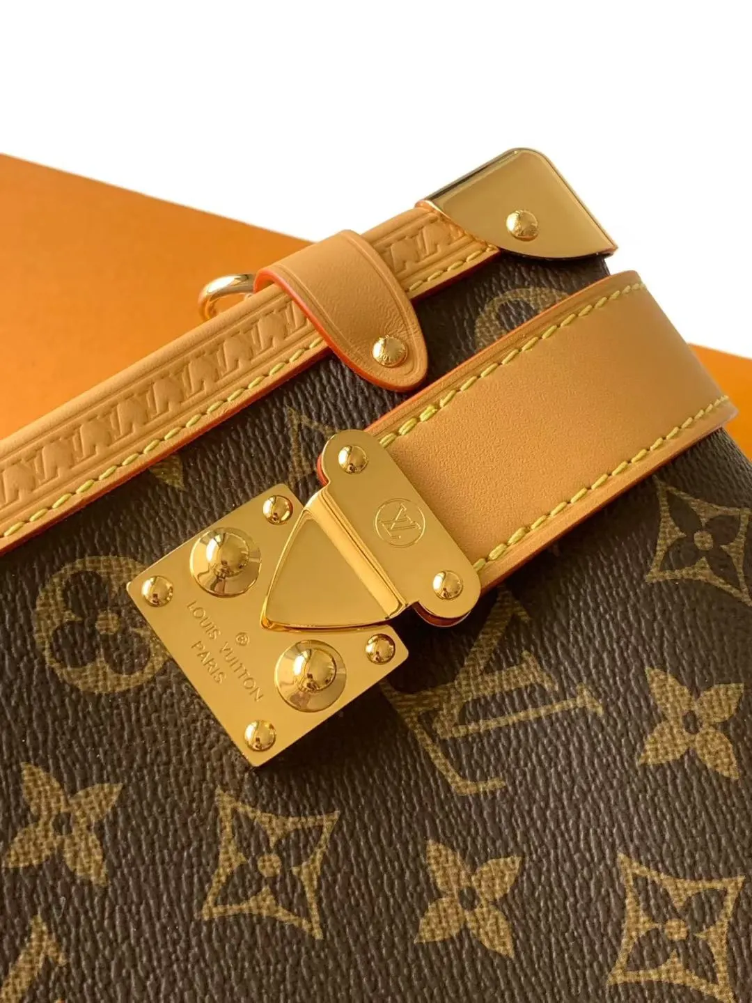 Monogram Chain Bag Leather