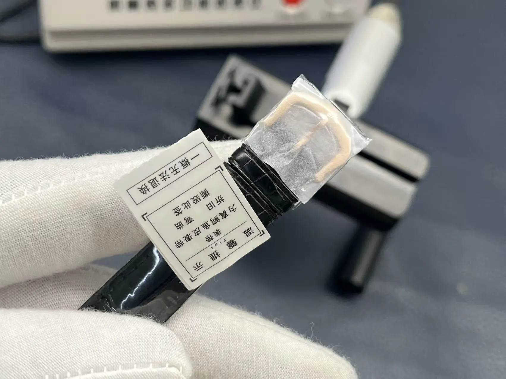 Cartier 鳄鱼皮 手表 经典腕表款