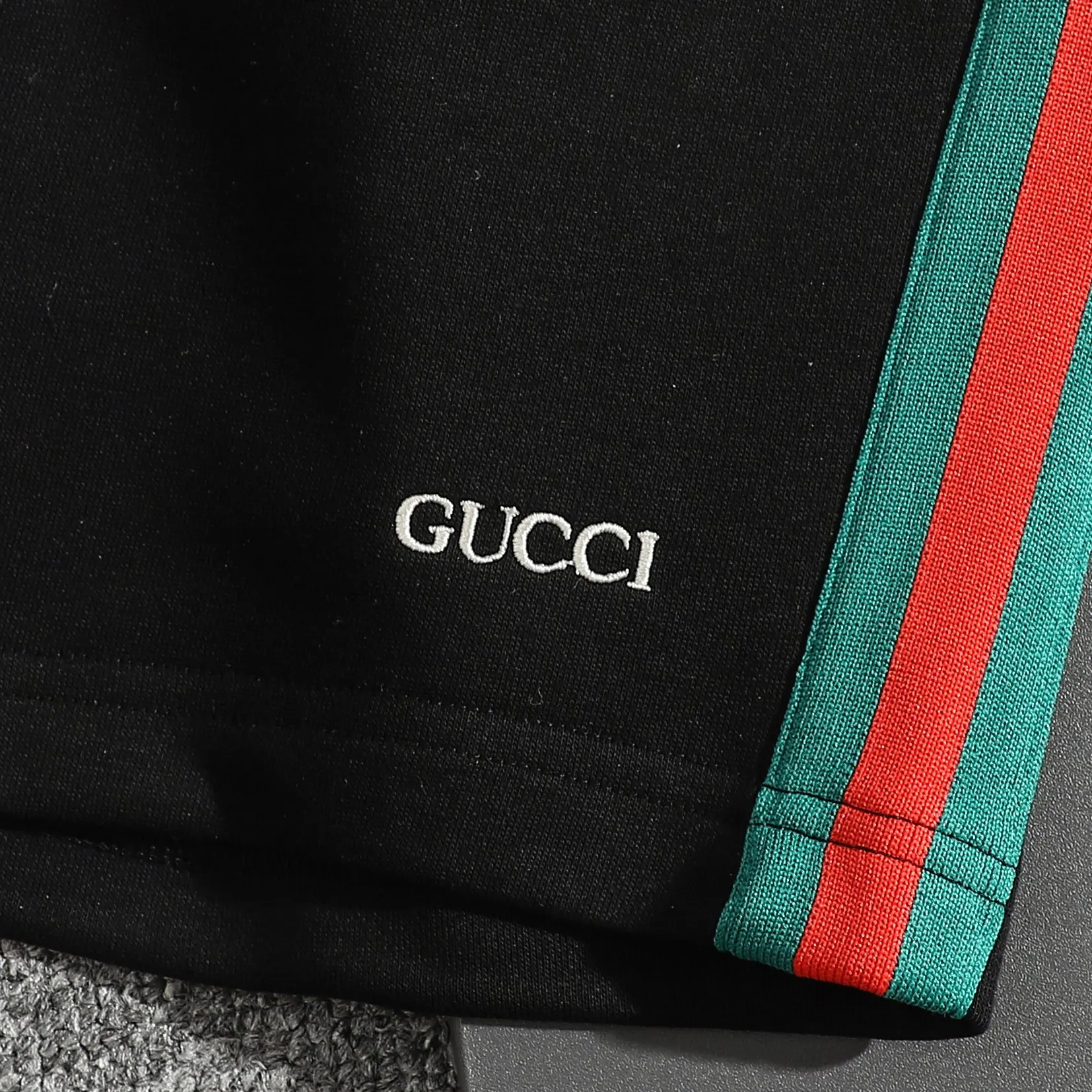Gucci Logo印花圆领卫衣