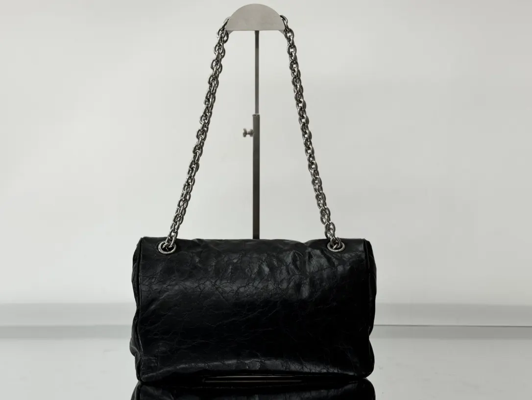 Balenciaga Monaco 黑银 牛皮 單肩包 日常搭配(數字2) Balenciaga Monaco 黑银 牛皮 單肩包 日常搭配(數字2)