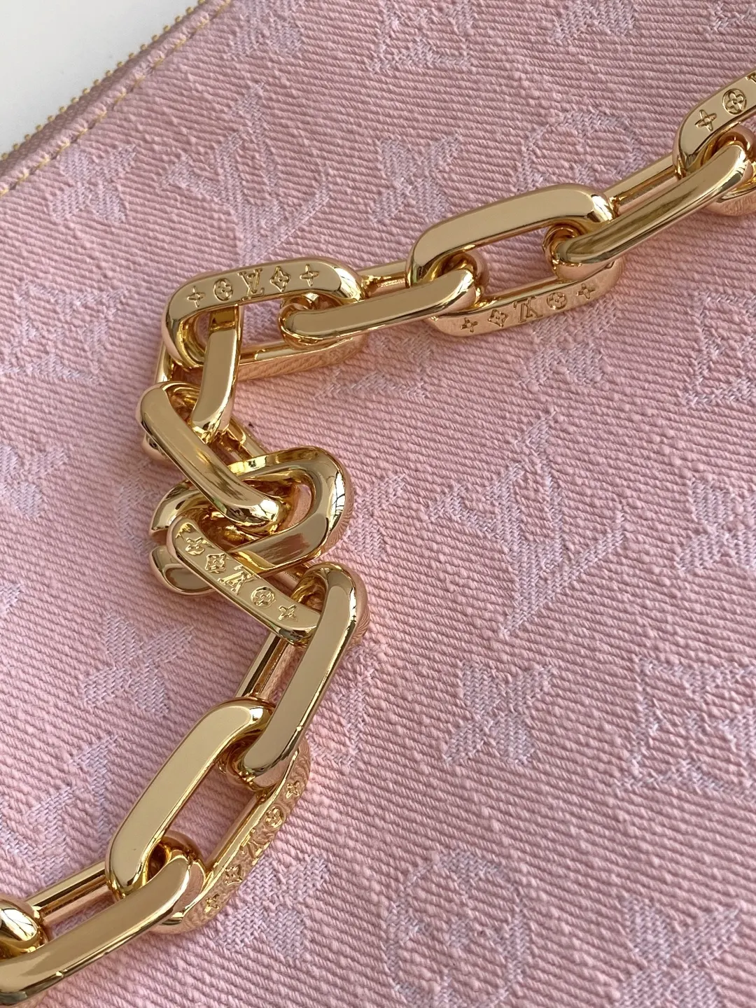 Blue Pink Chain Bag Leather