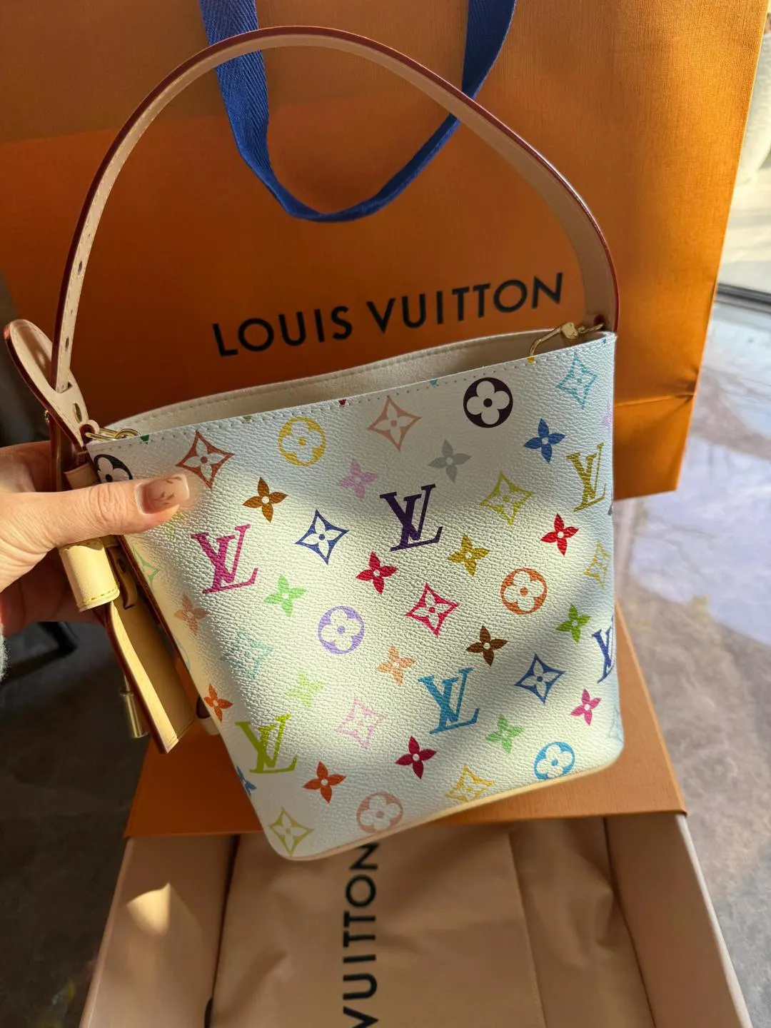LV 村上隆聯名款白三彩 All in bb白三彩也太好看 水桶包 休閒水桶款