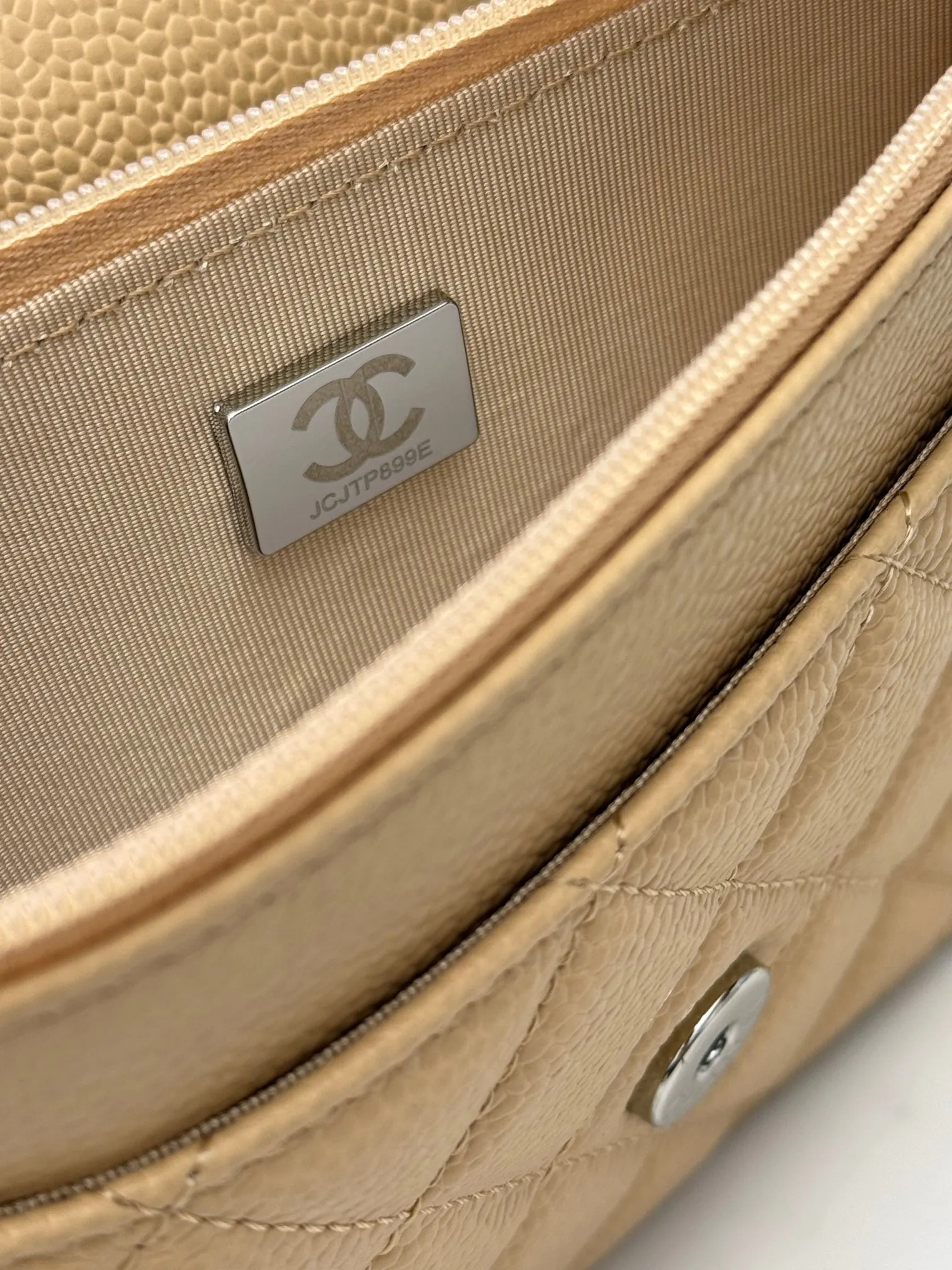 CHANEL 小牛皮 链条包 精致链条款