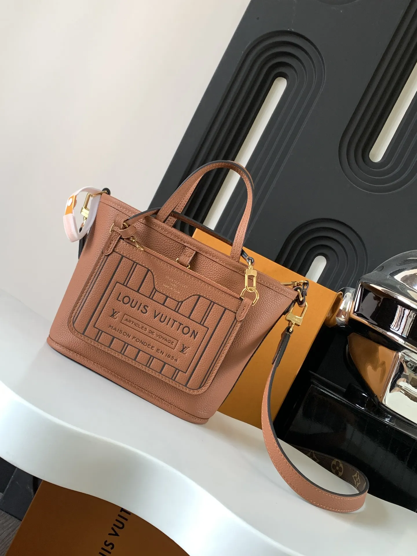 Louis Vuitton M12209 手提包